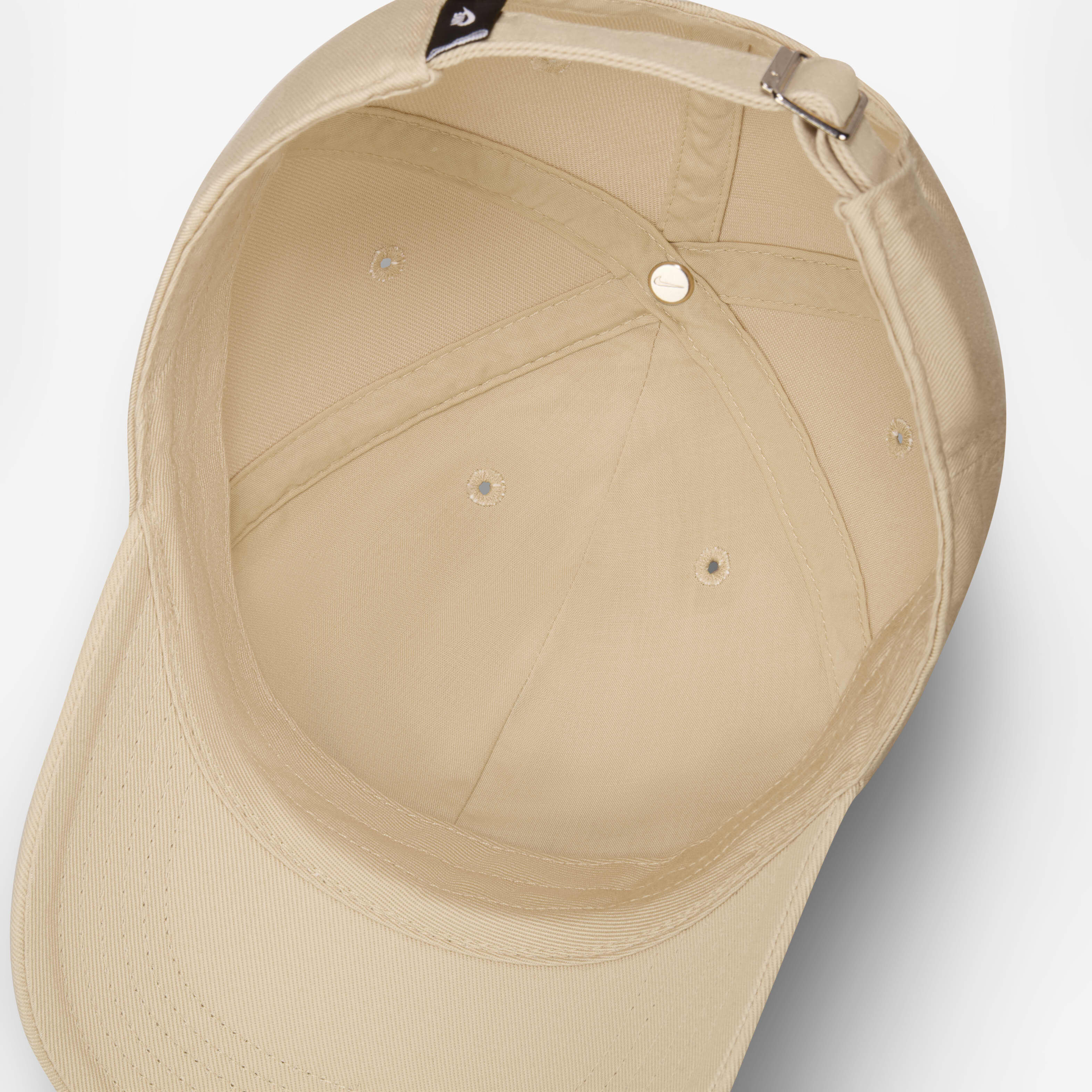 نايكي كلوب image number 4