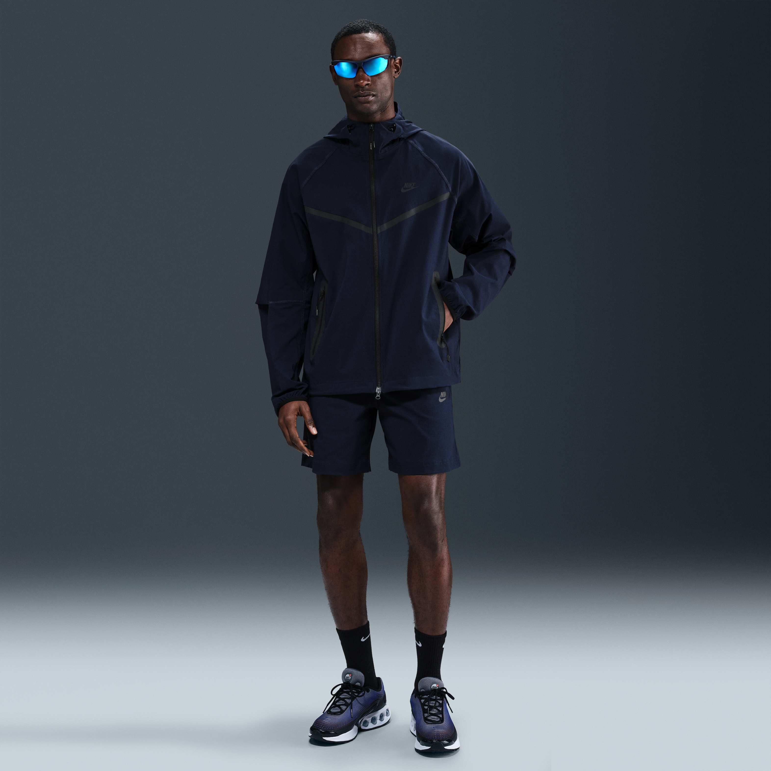 Nike Tech image number 3