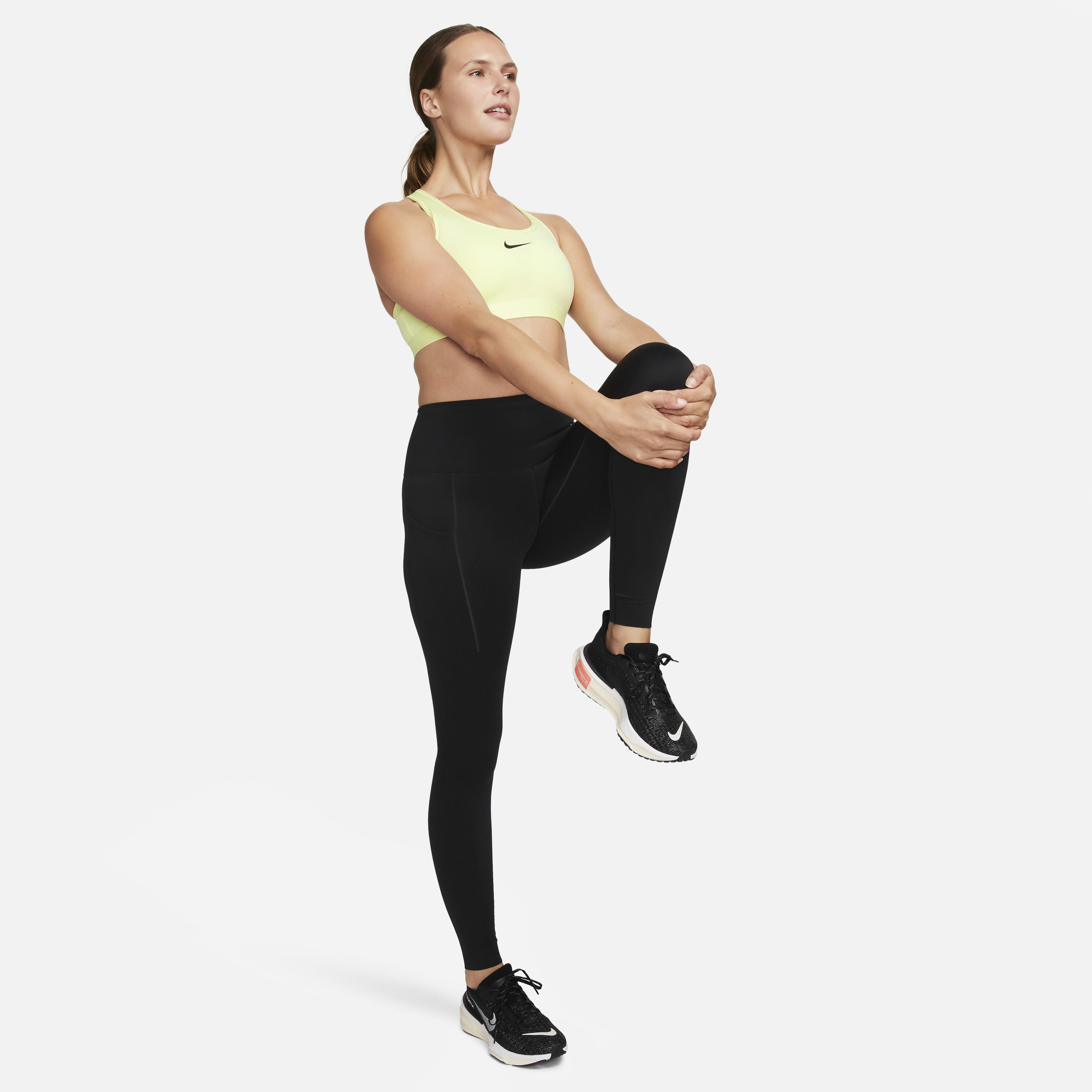 Nike Swoosh Medium-Support image number 6