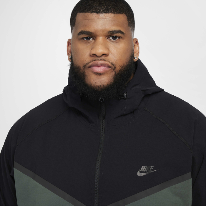 Buy Nike Tech Men's Woven Jacket - Vintage Green/Black/Black @ Nike UAE