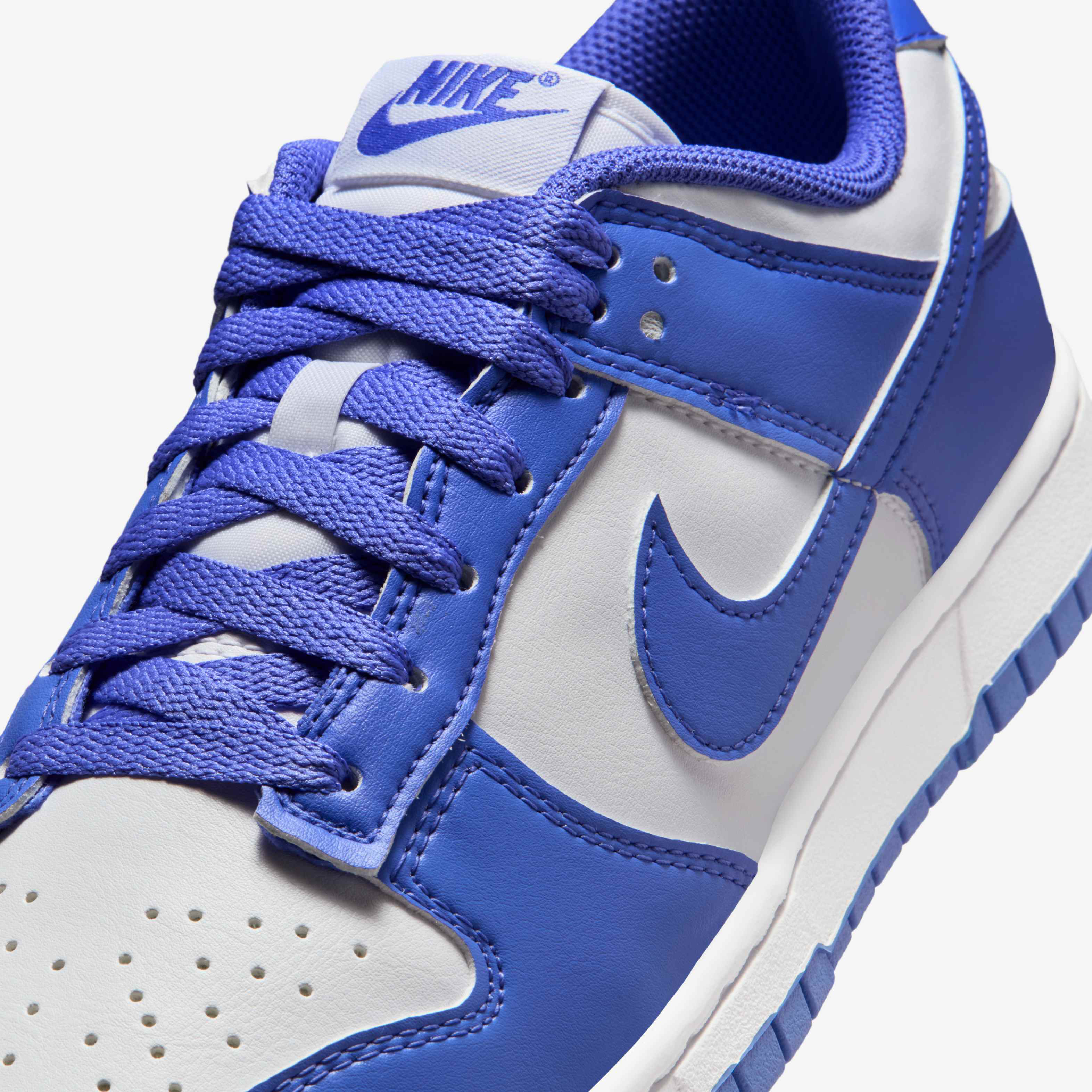 Nike Dunk Low image number 6