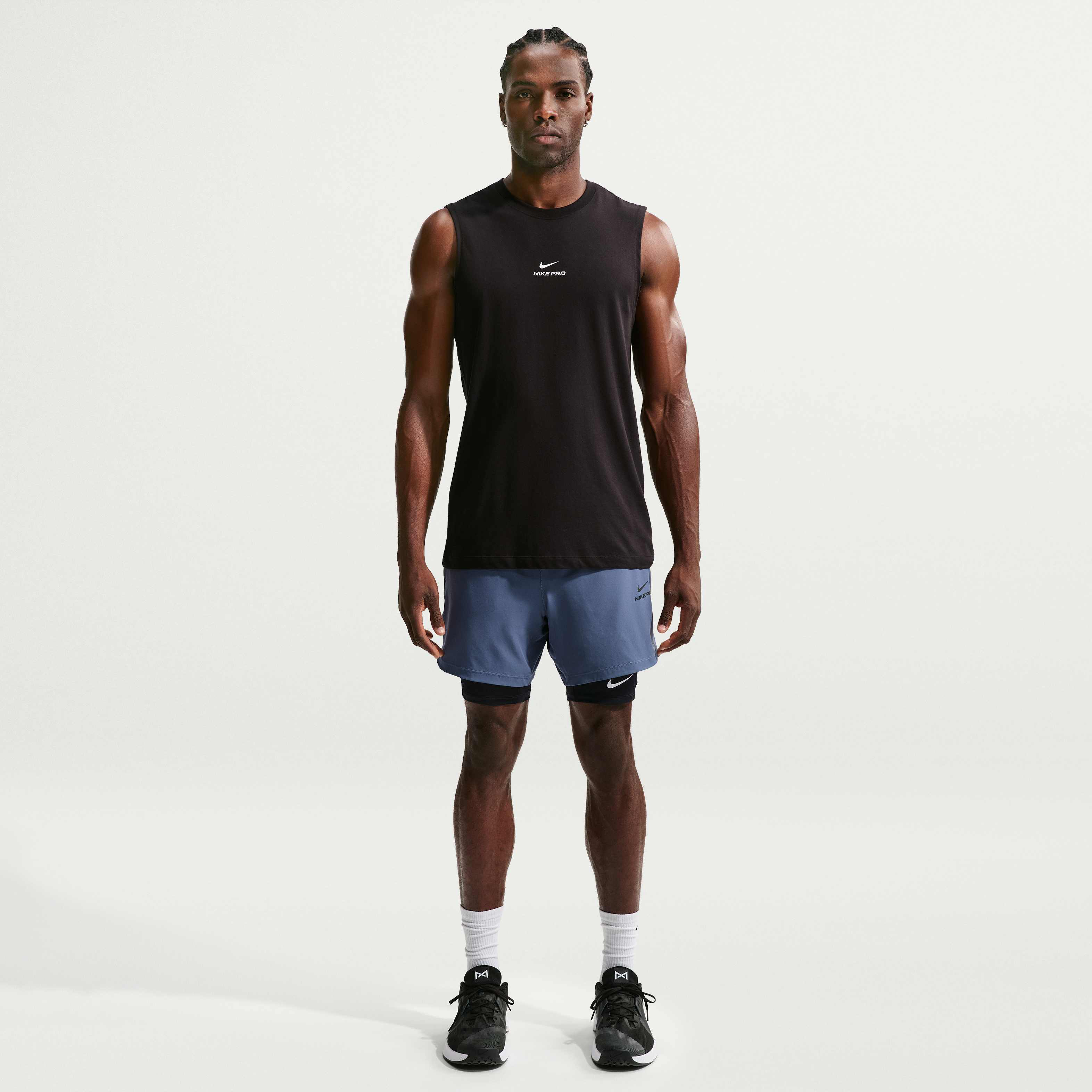 Nike Pro image number 5