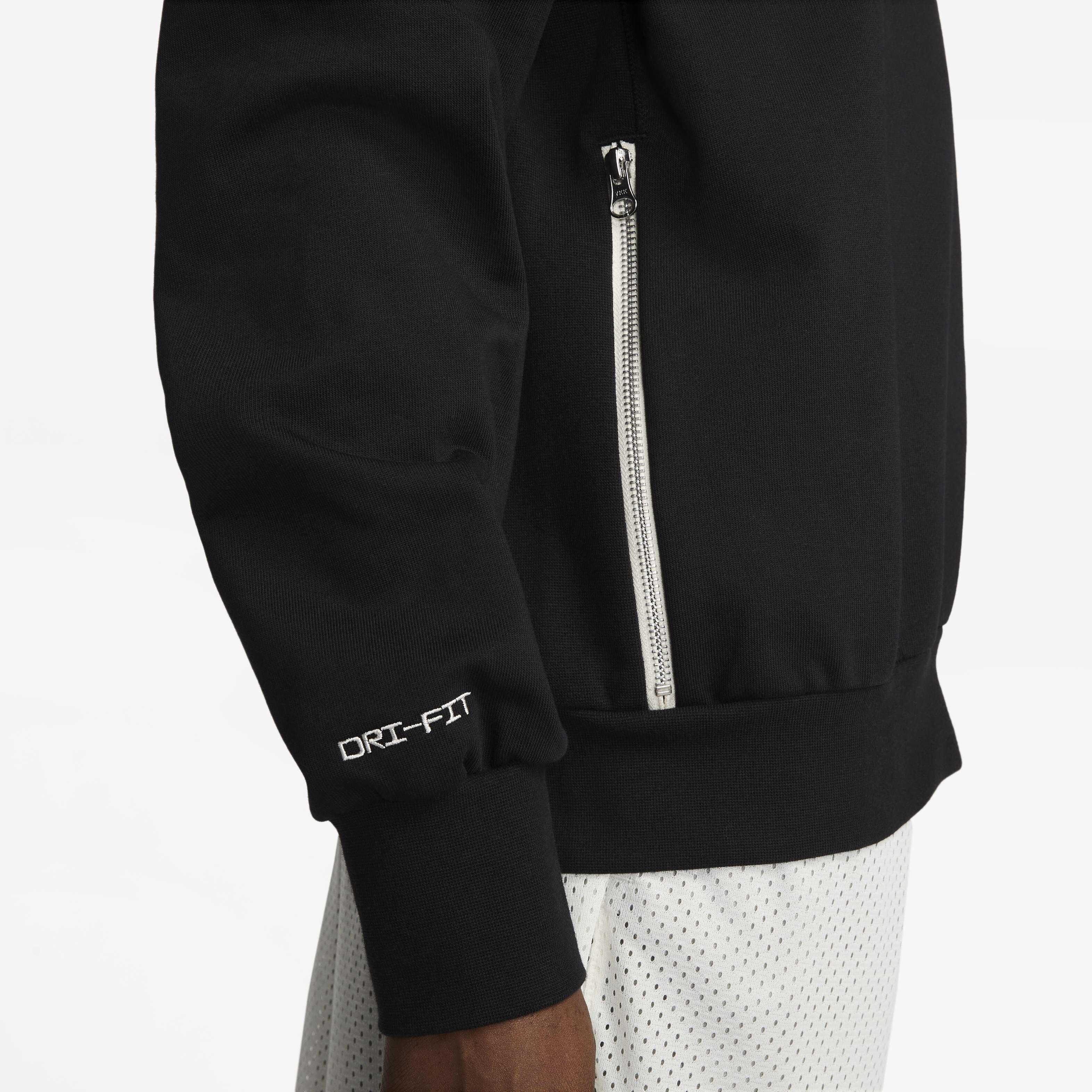 Nike Standard Issue image number 6