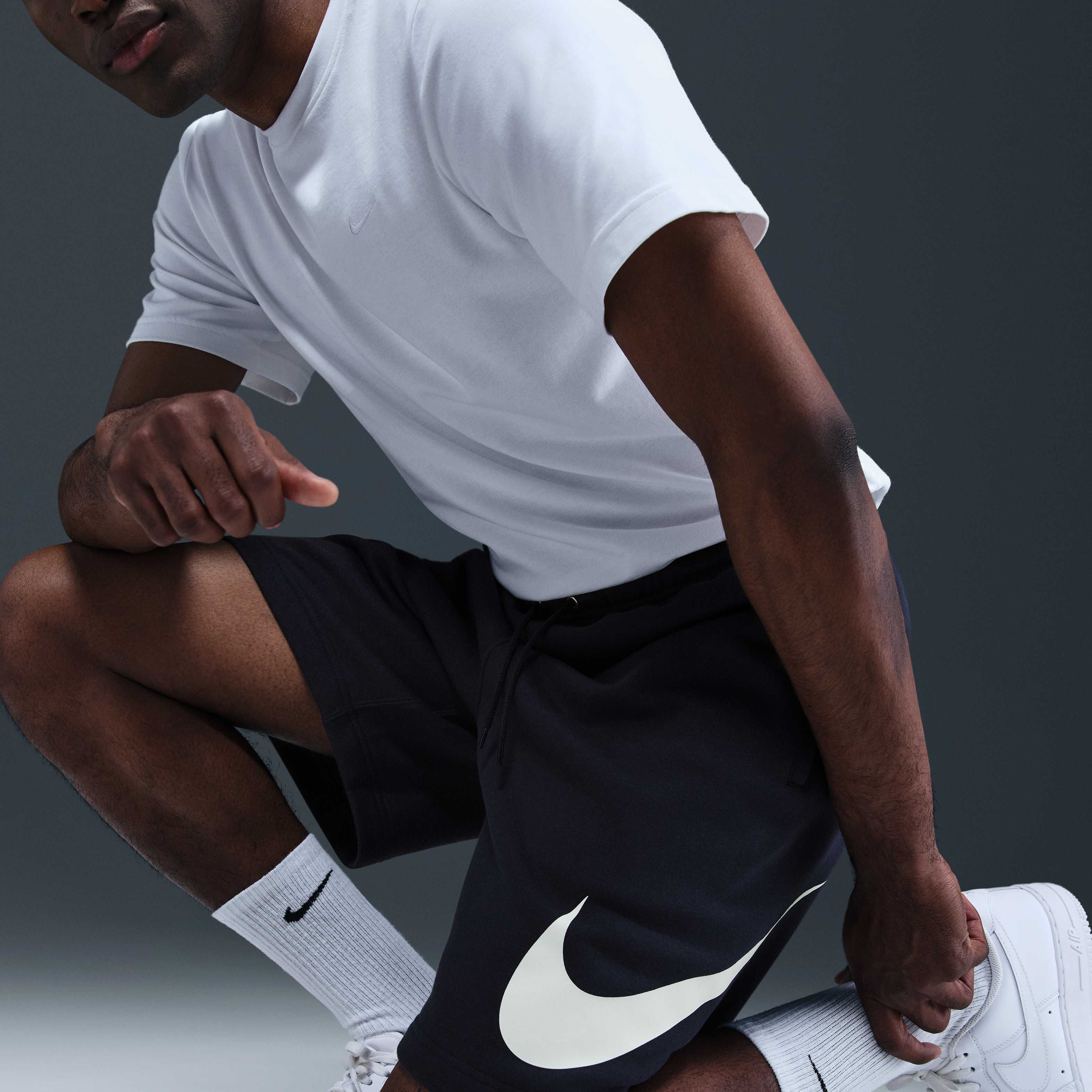 Nike Club image number 4