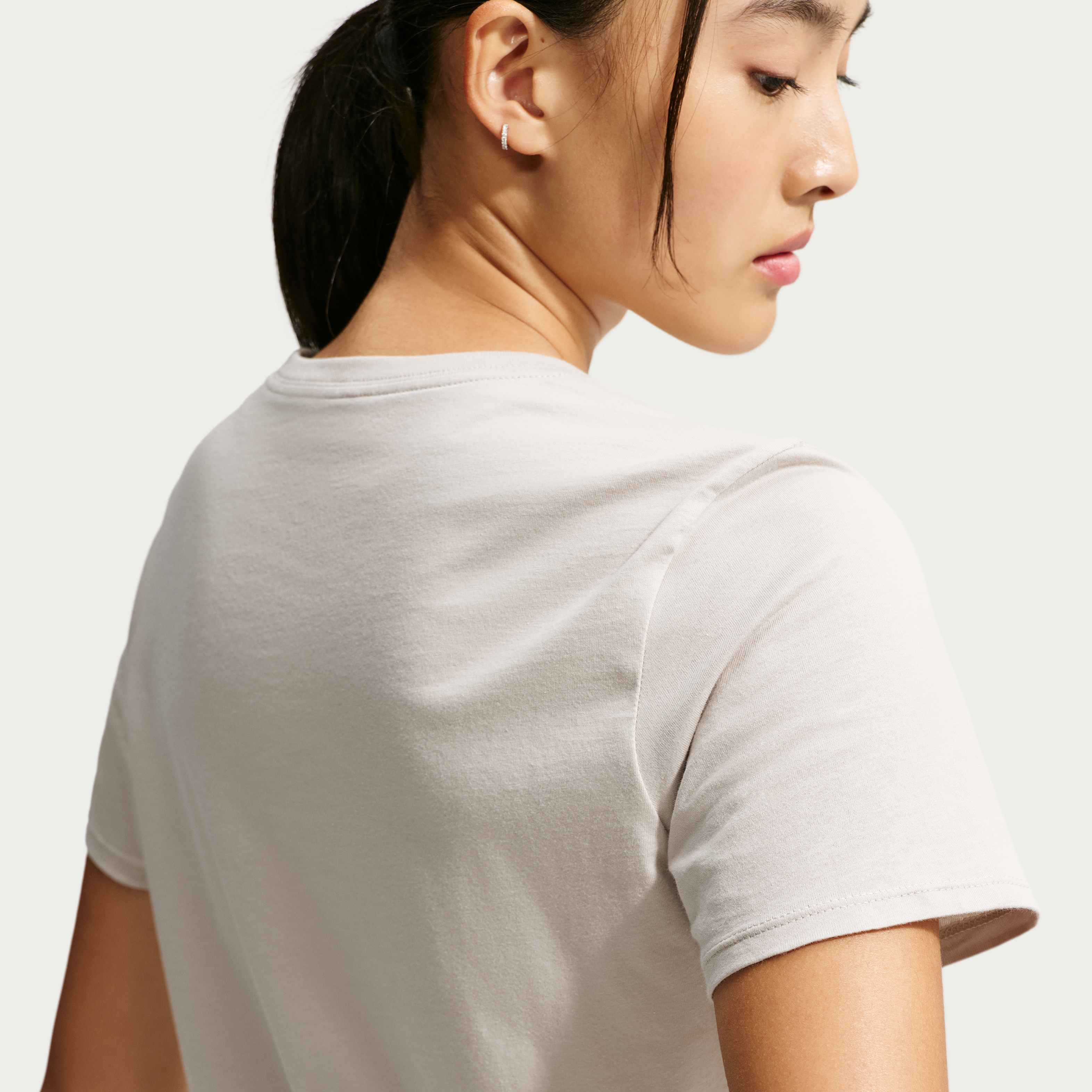 Nike Sportswear Club Essentials image number 1