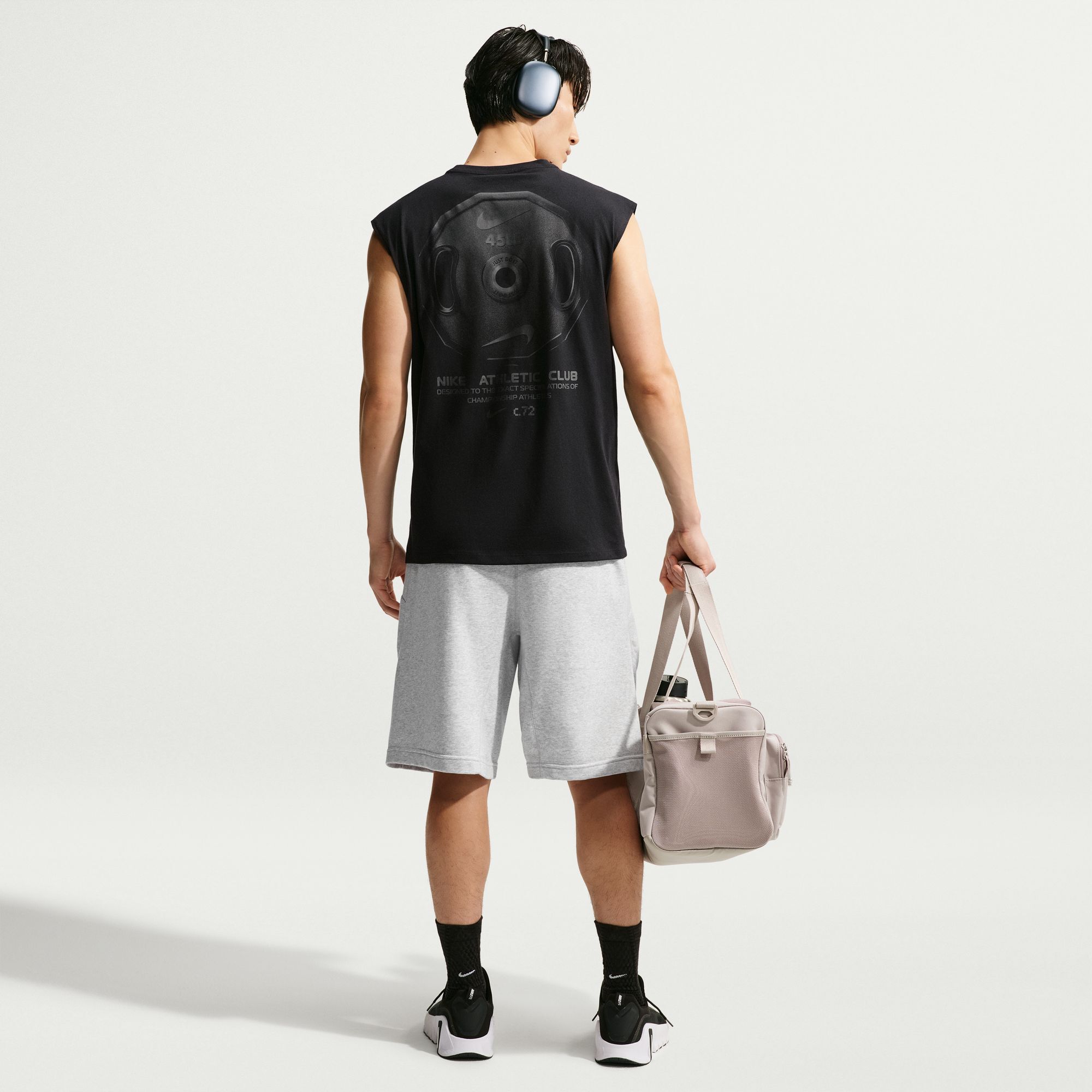 Nike N.A.C. image number 1