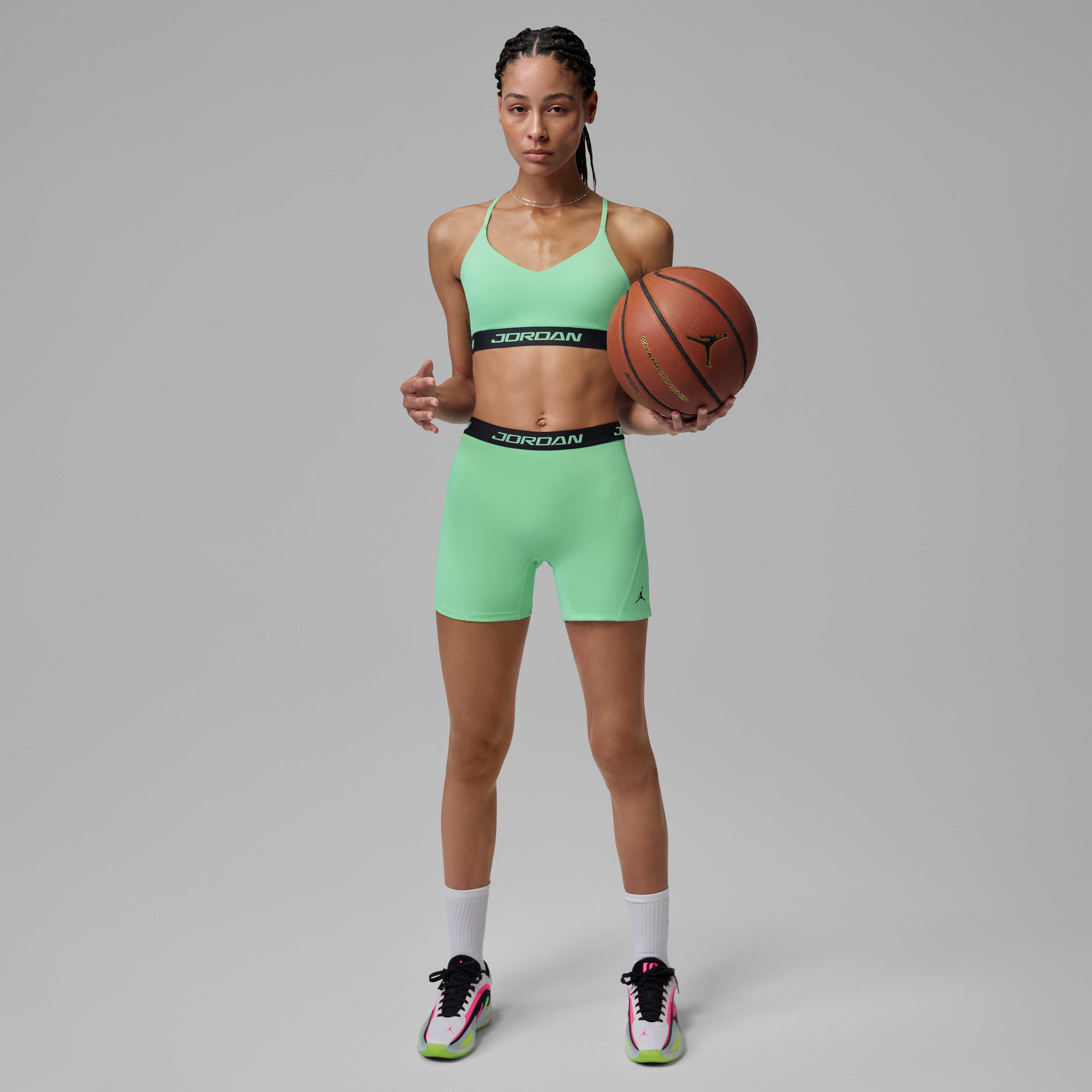 Jordan Sport Essentials image number 5