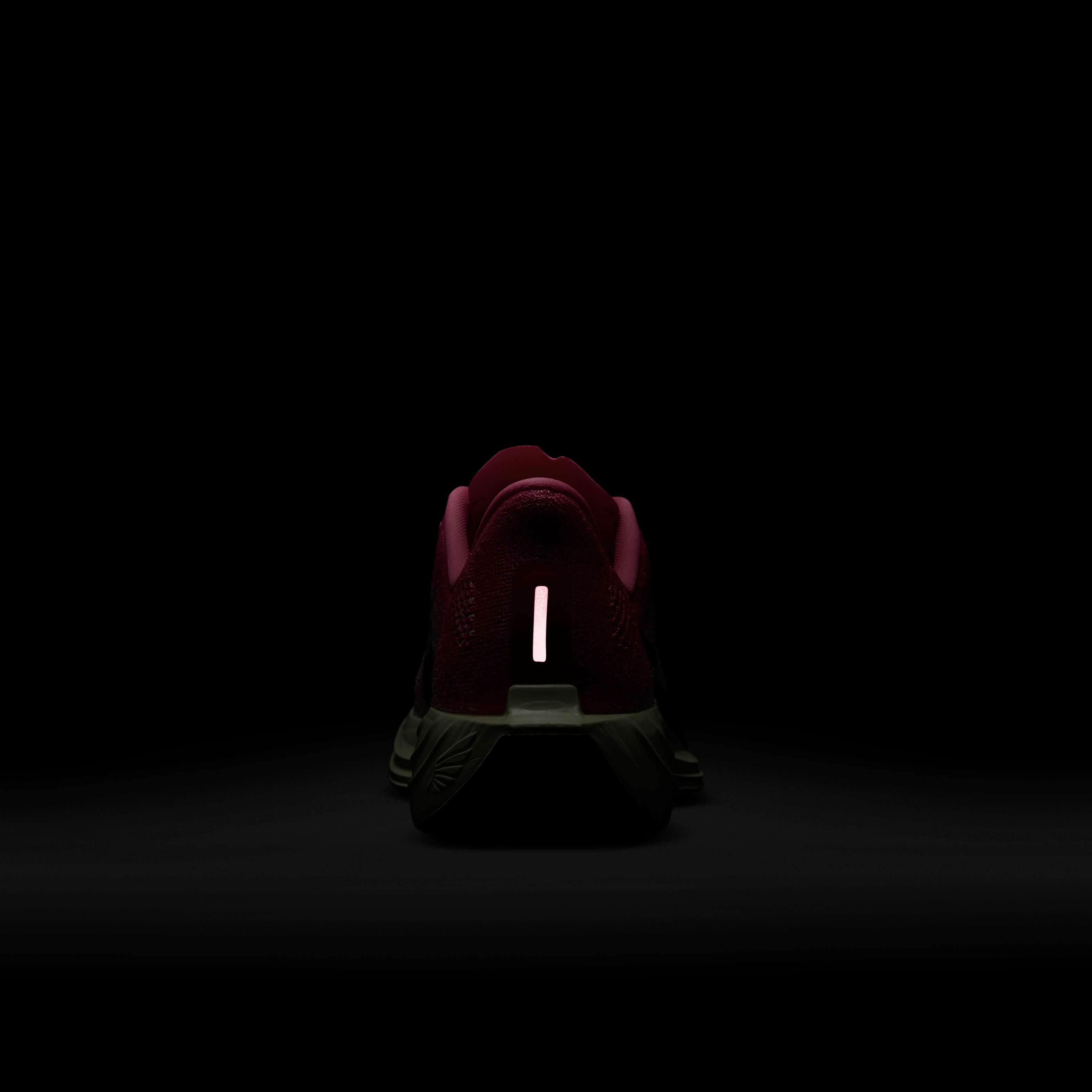 Nike Pegasus Plus image number 8