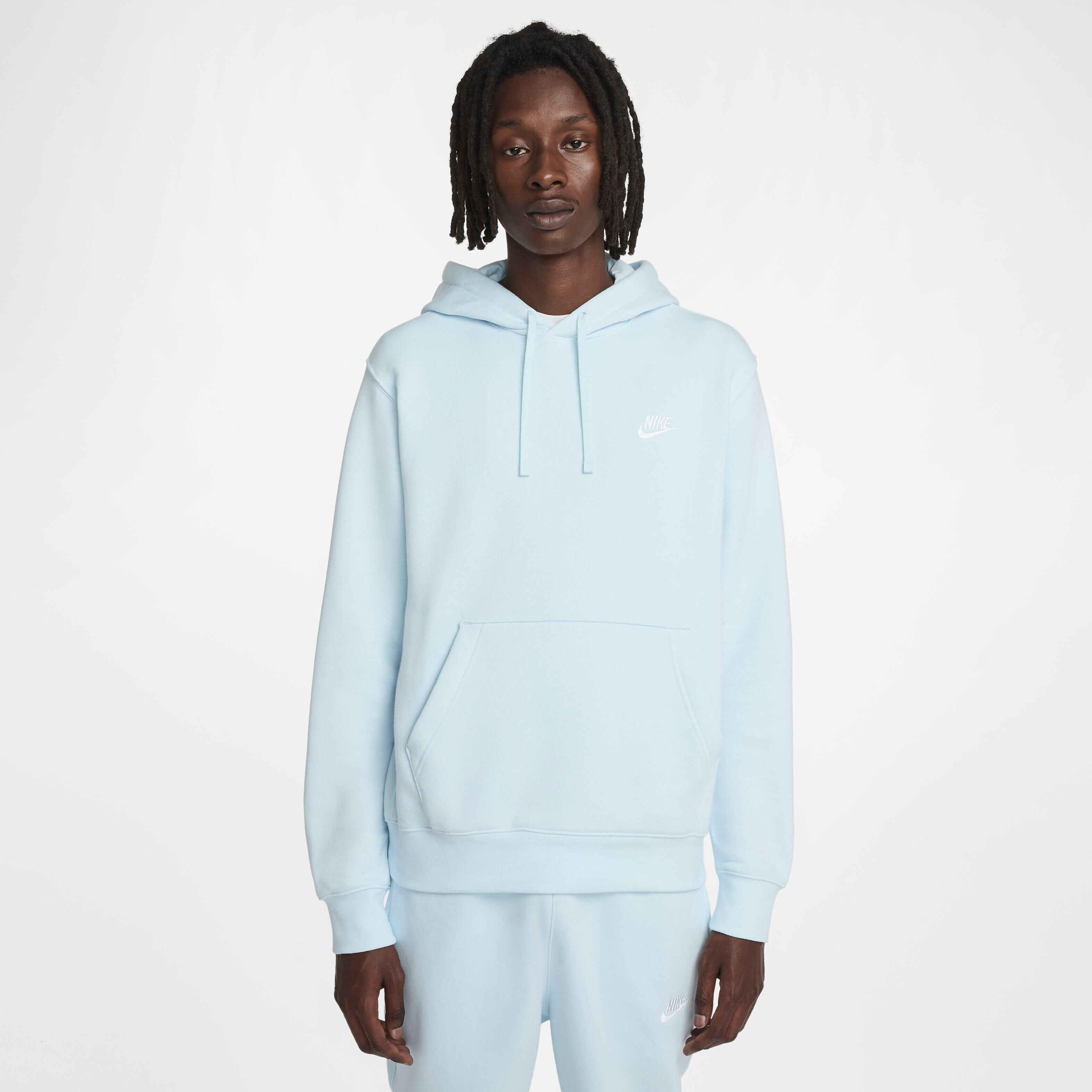 Shop Men s Hoodies Sweatshirts Online Nike Hoodies for Men UAE