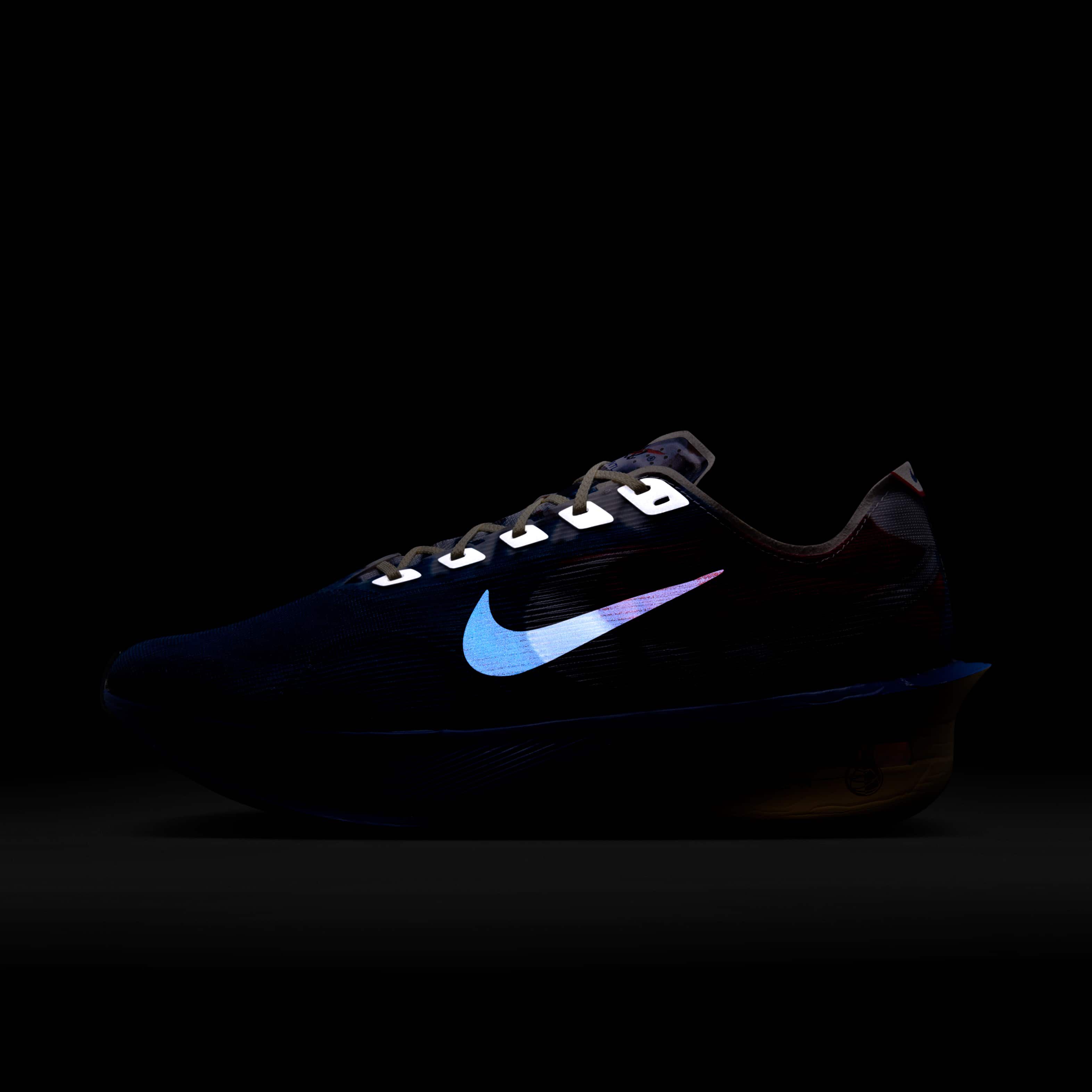 Nike Vaporfly 4 image number 8