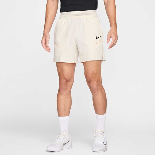 نايكي كورت سلام