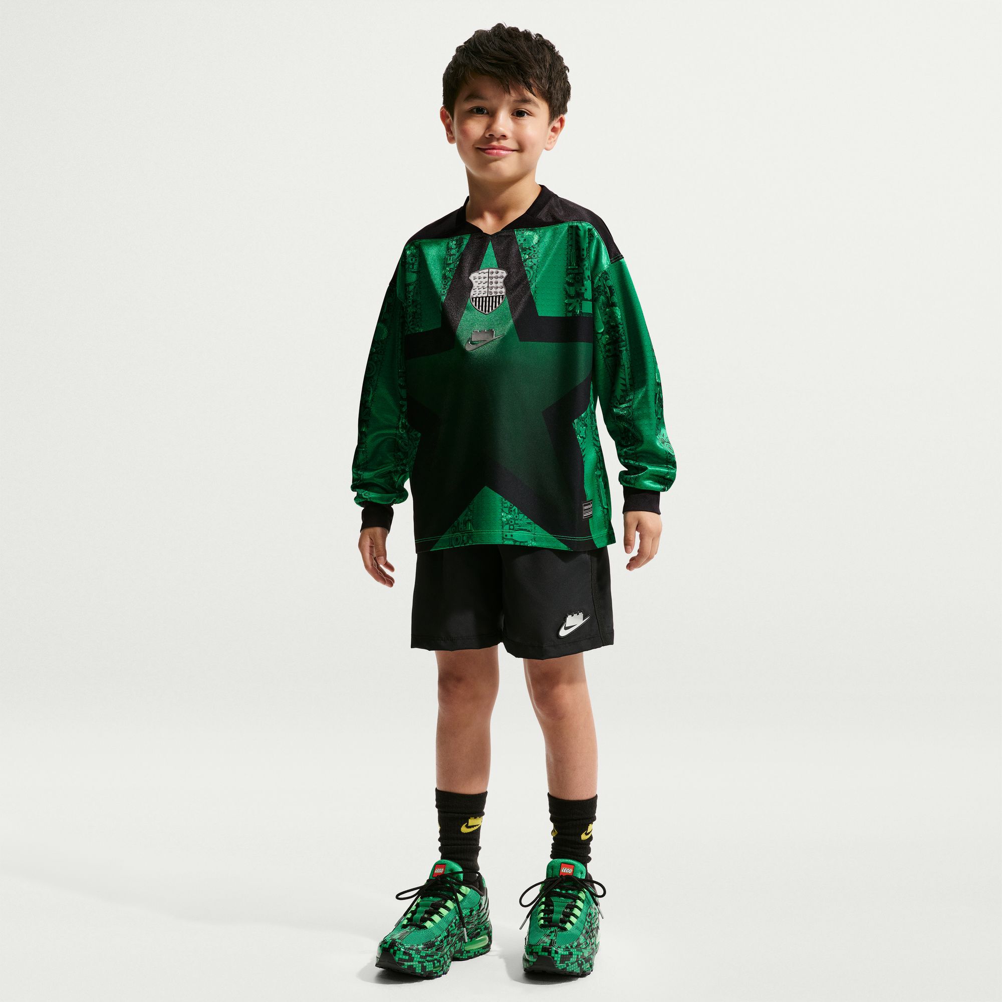 Nike x LEGO&reg; Collection image number 7