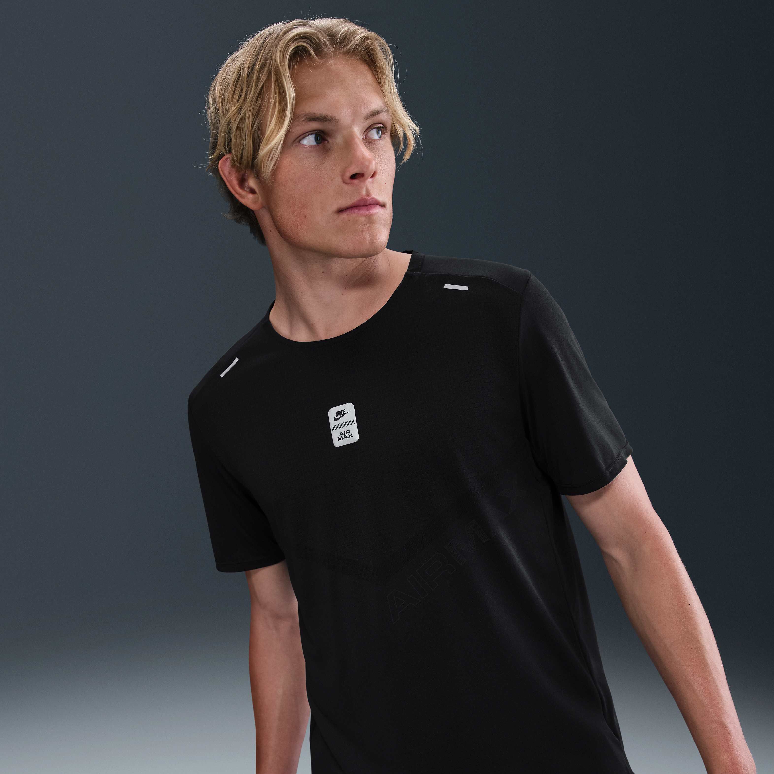 Buy Nike Air Max Men's T-Shirt - Black | Nike UAE Official