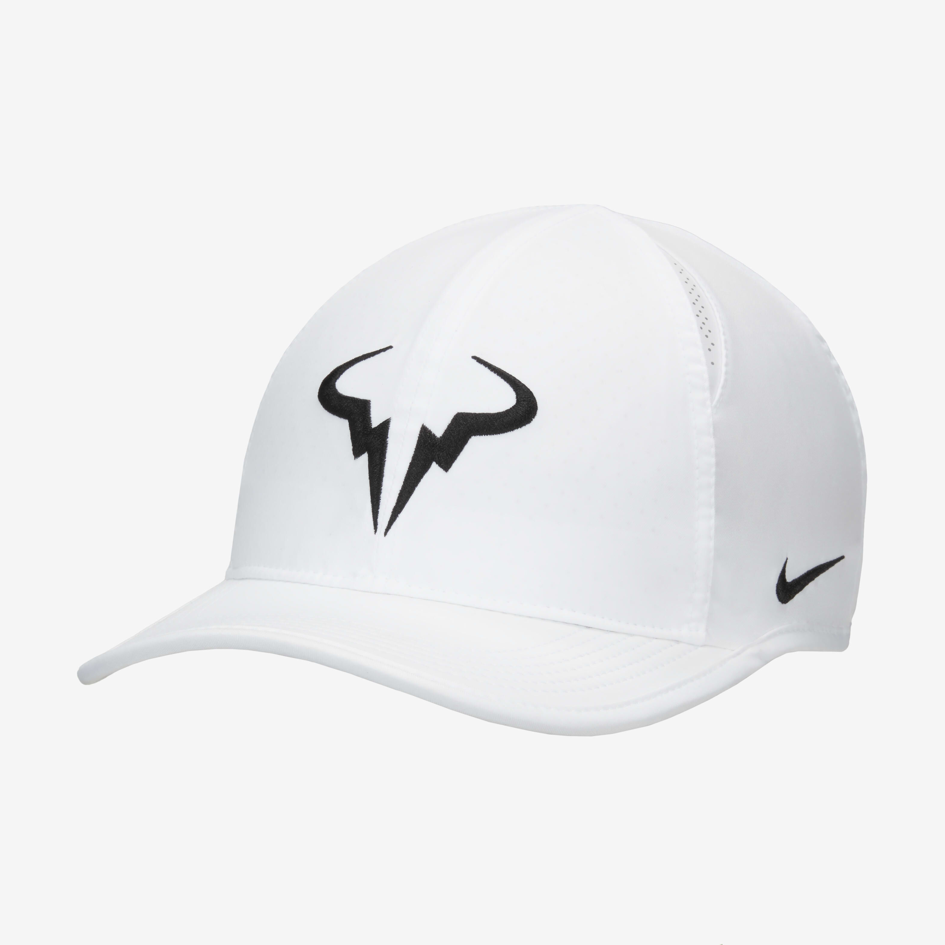 Nike Dri FIT Club