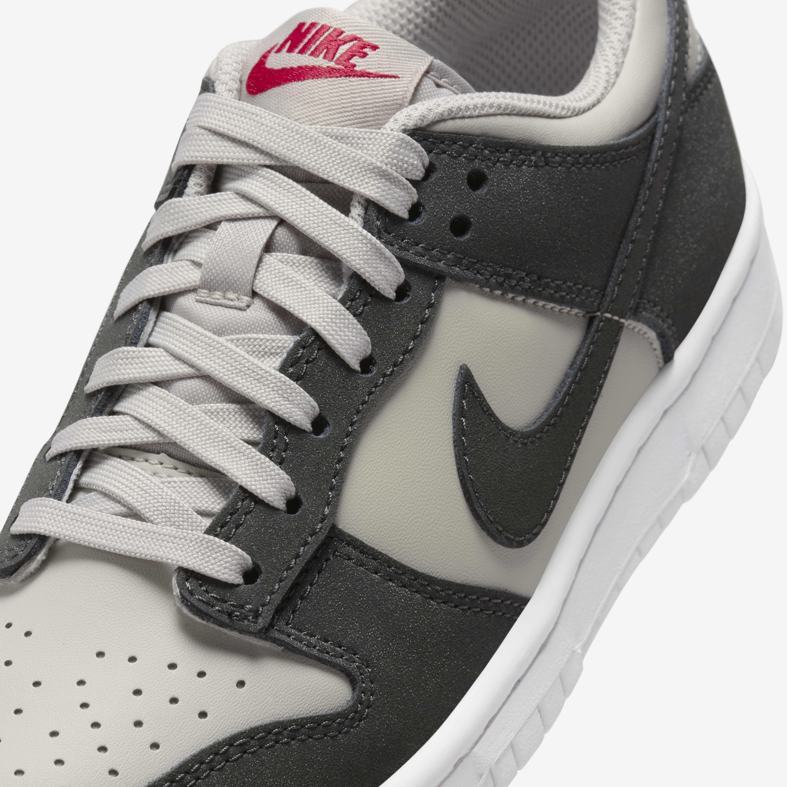Exclusive nike dunks cheap