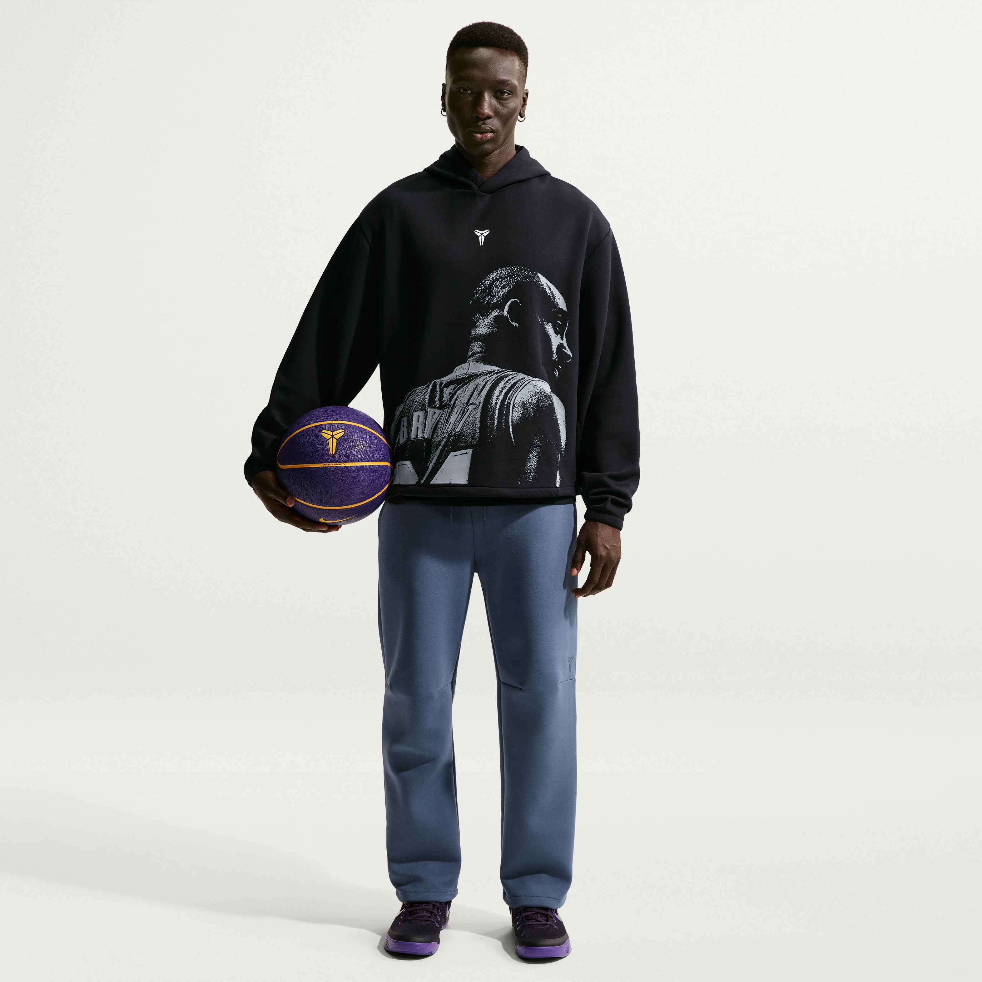 Kobe image number 3