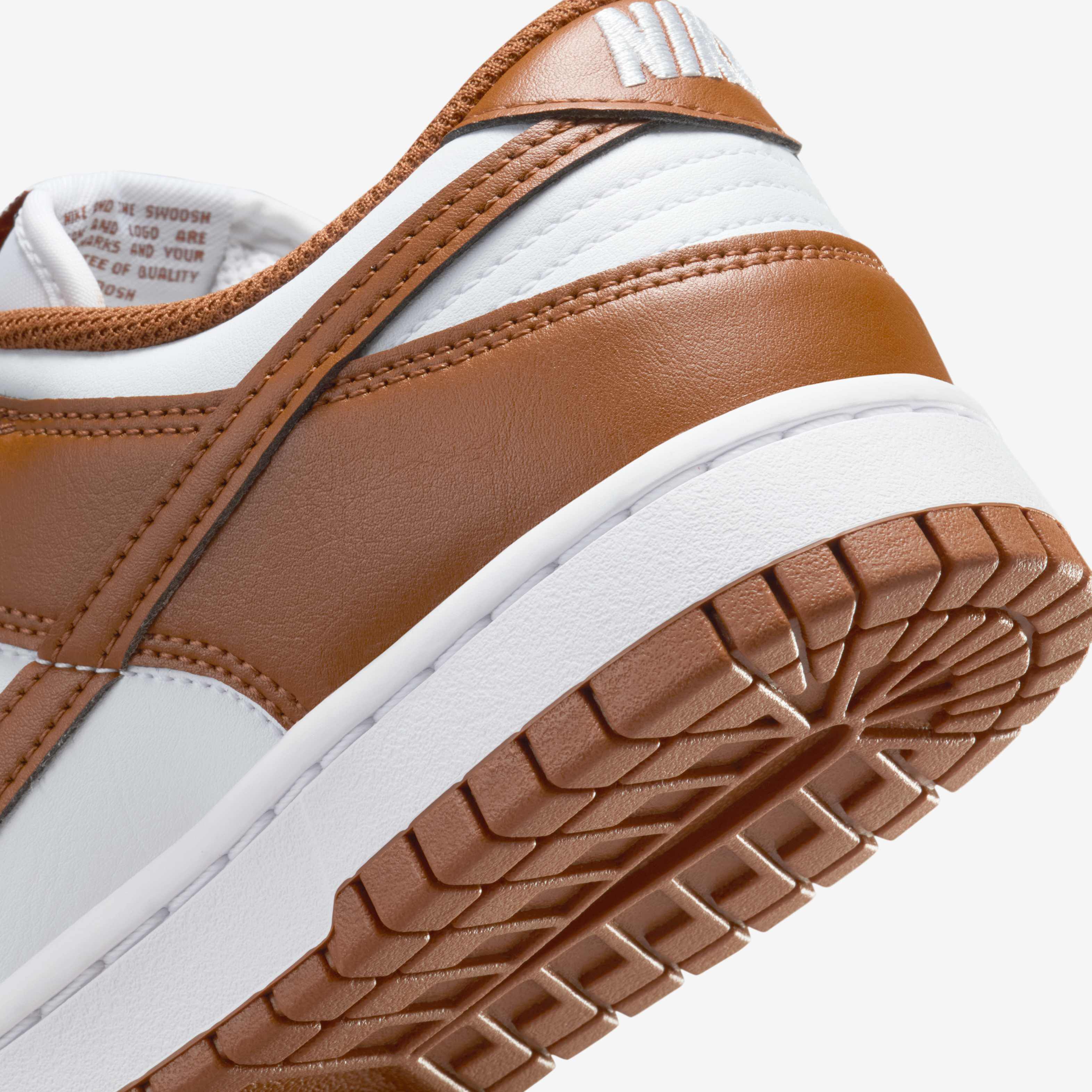 Nike Dunk Low image number 7