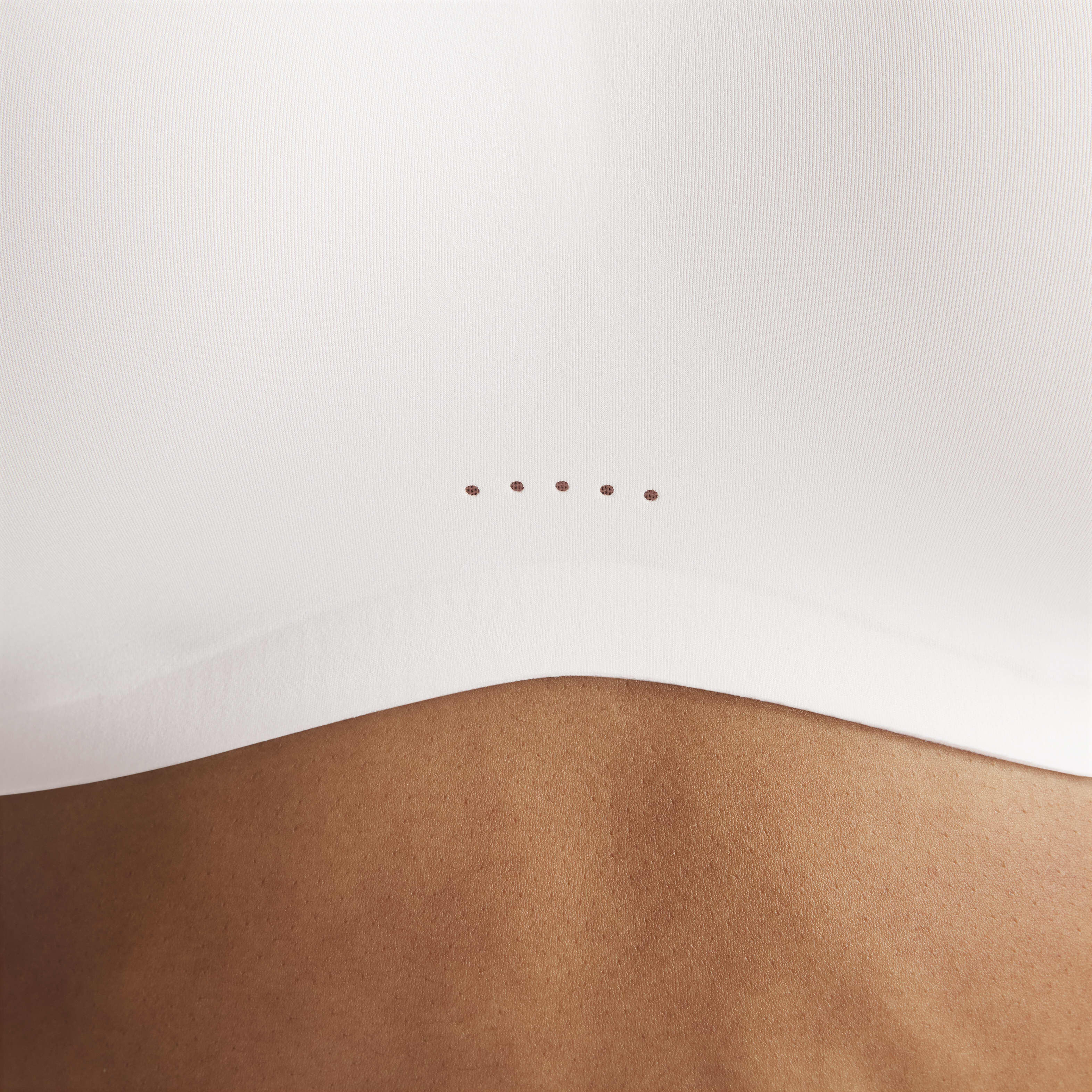 نايكي اليت مينيماليست image number 12