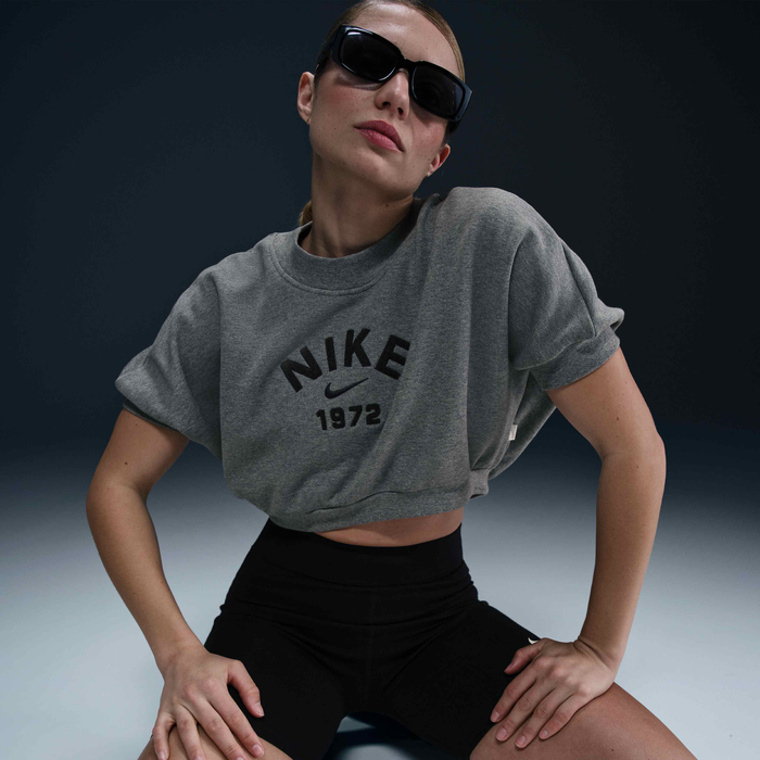 Nike Sportswear Collection image number 2 Nike Sportswear Collection image number 2