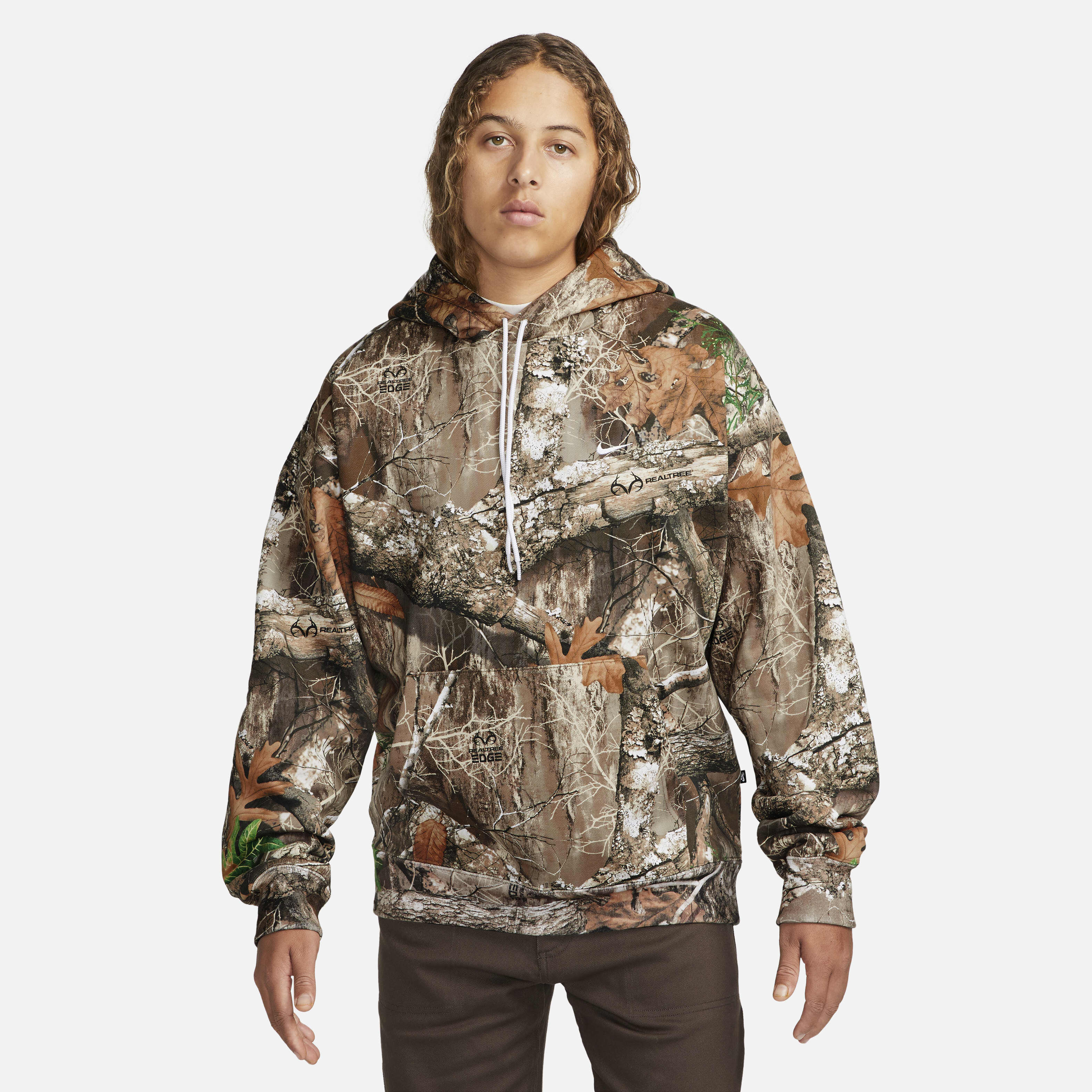 Nike camo print hoodie on sale