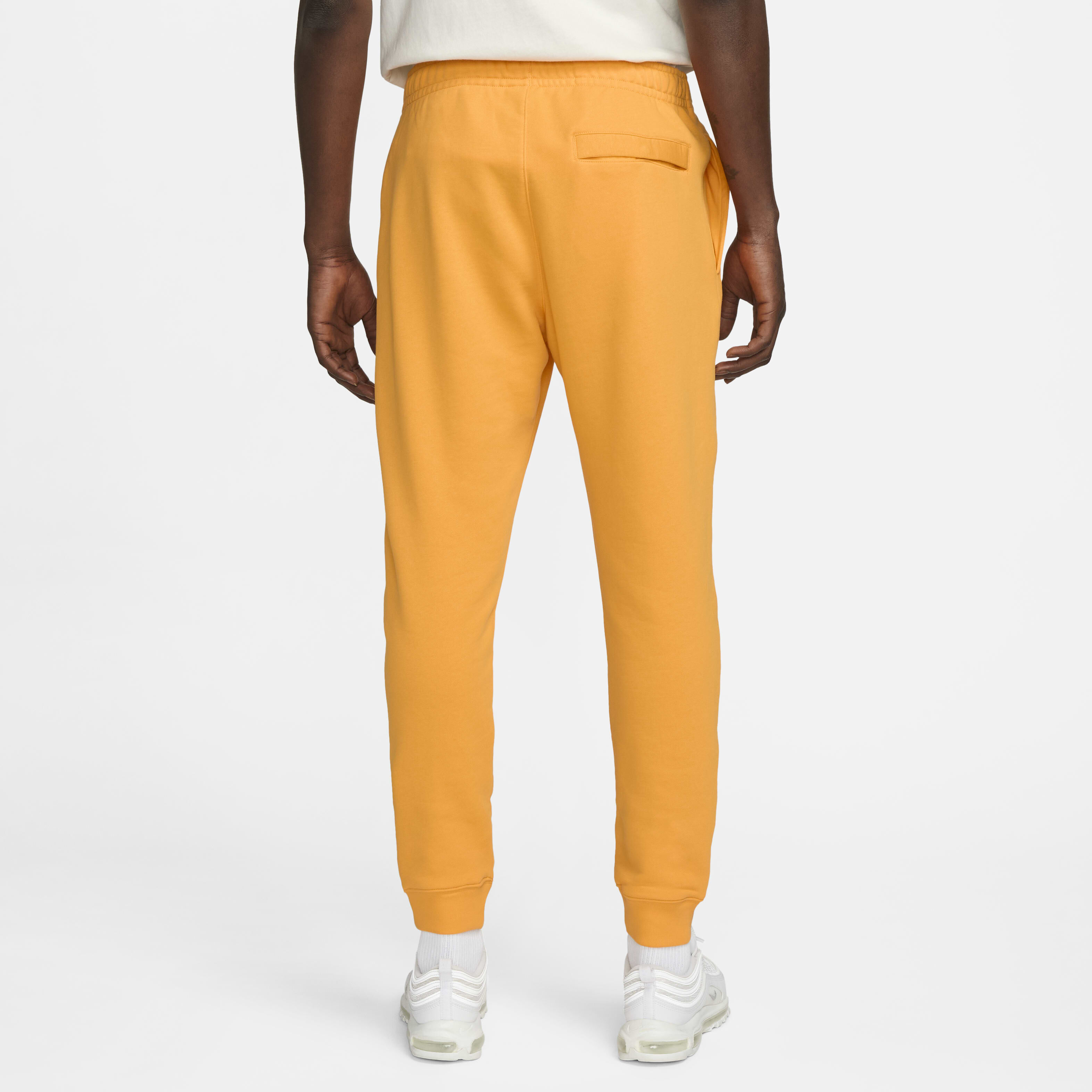 Nike mens sportswear club joggers 2025