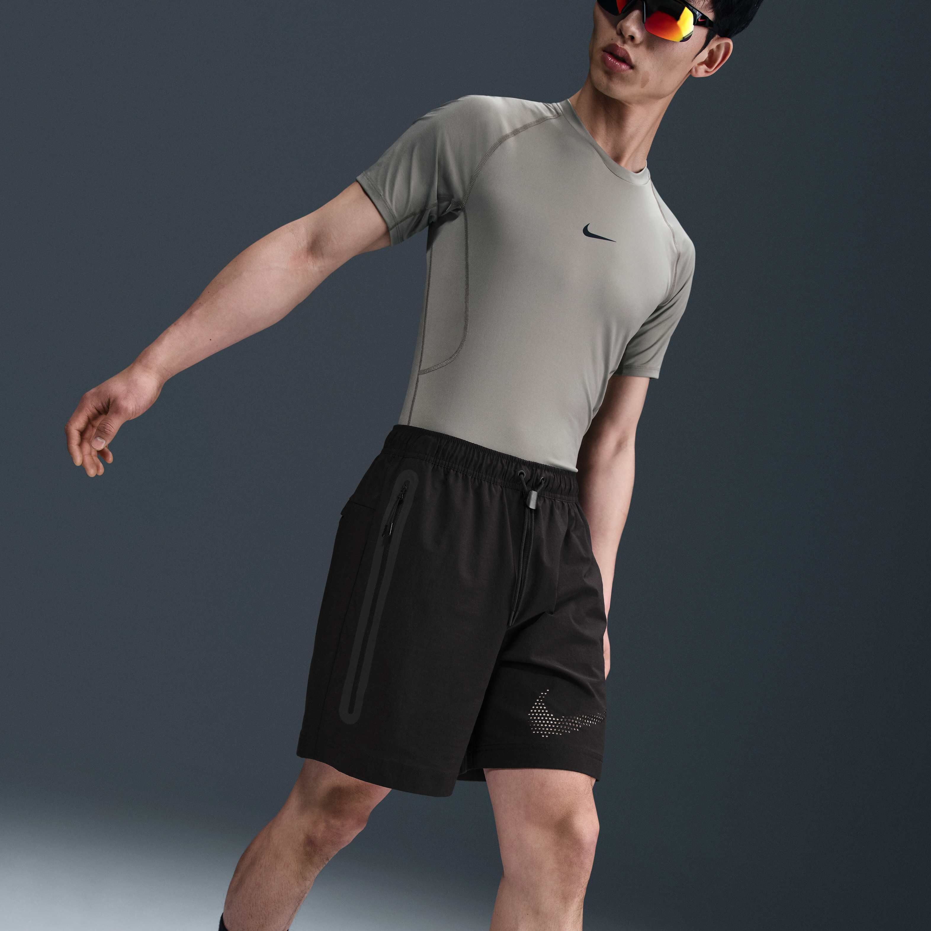 Nike Tech image number 4