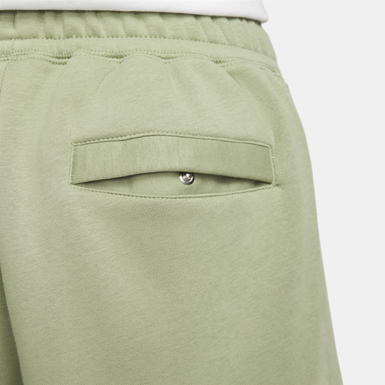 Shop Club Fleece Men's Cropped Trousers | Nike UAE