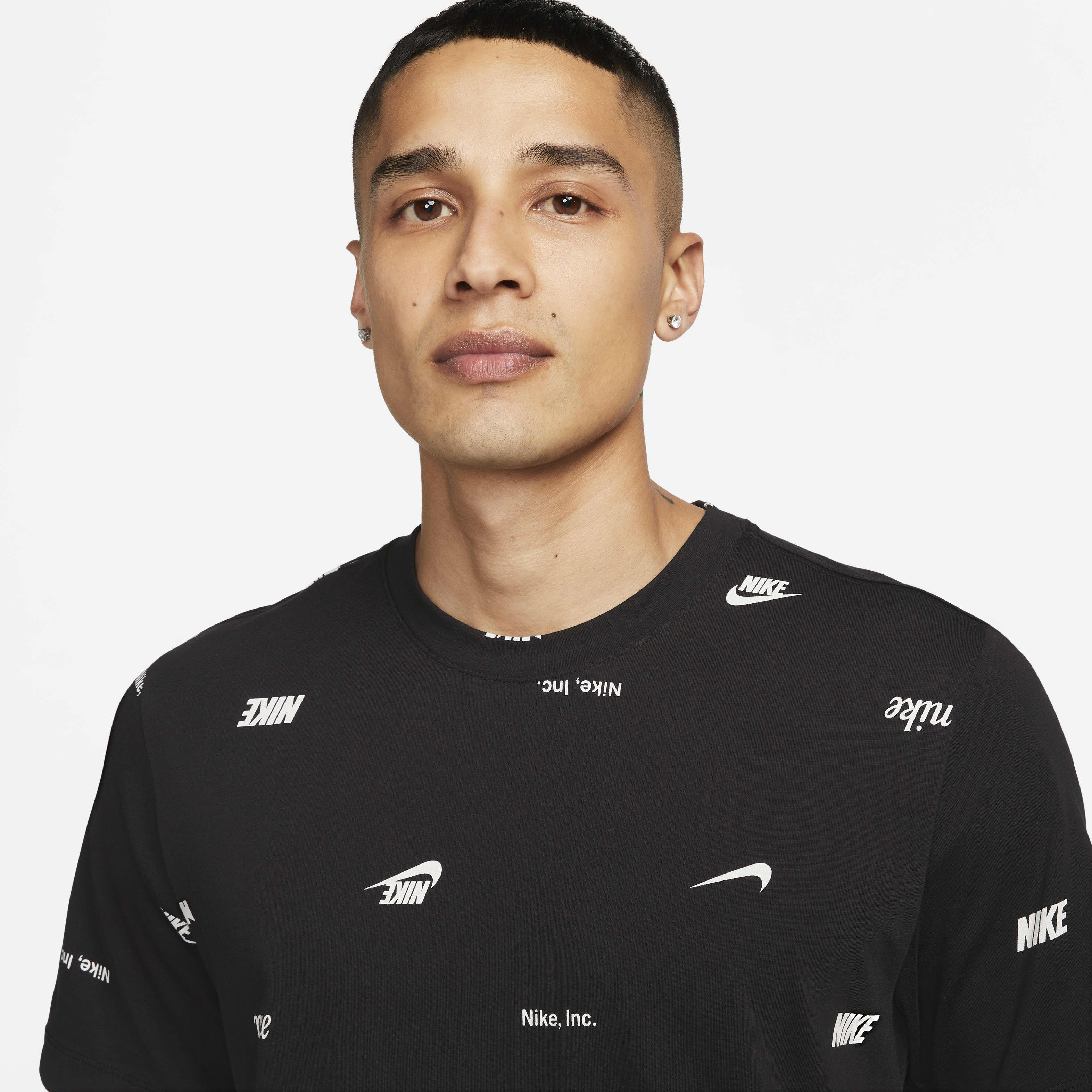 Nike all over print shirt discount