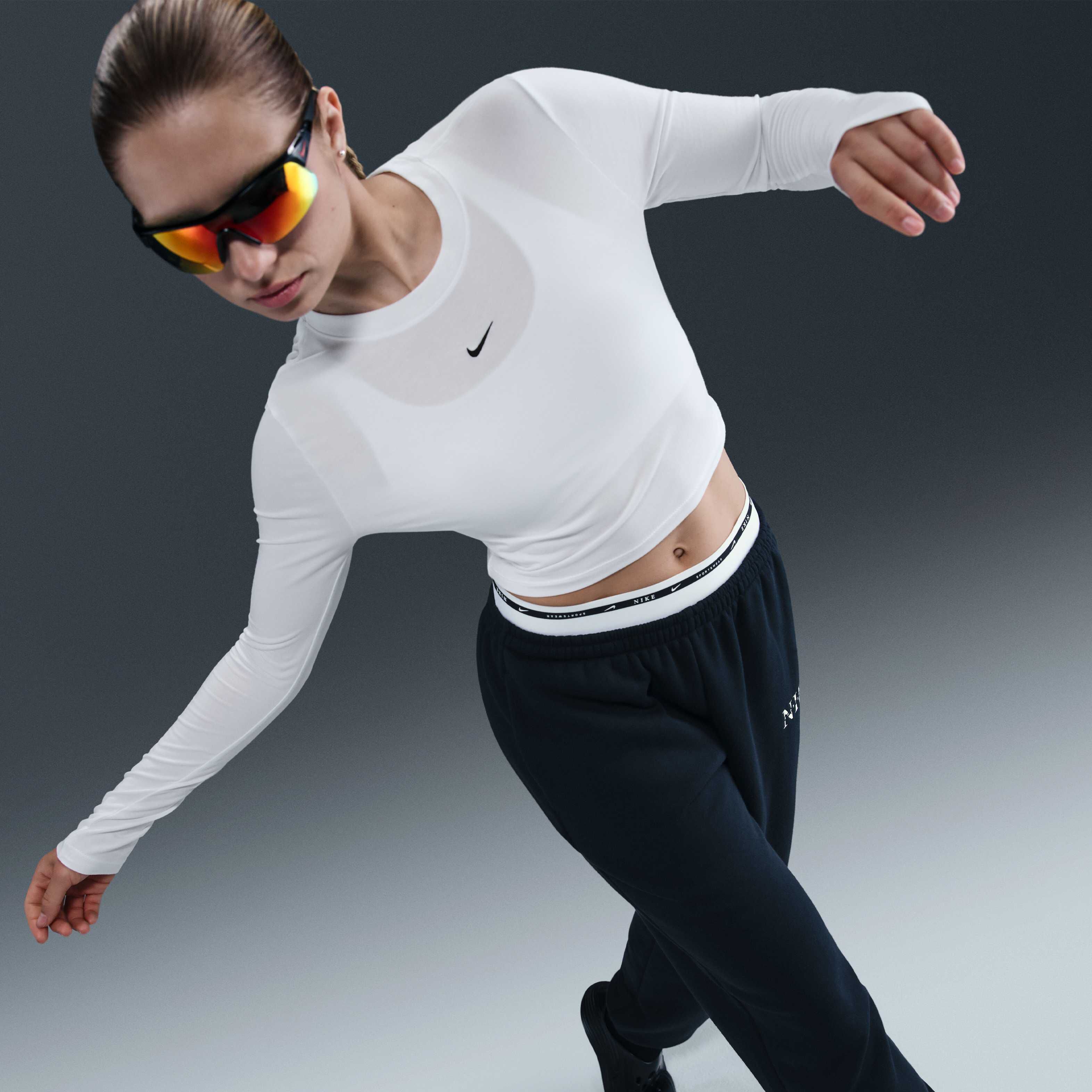 نايكي سبورتسوير تشيل نت image number 2