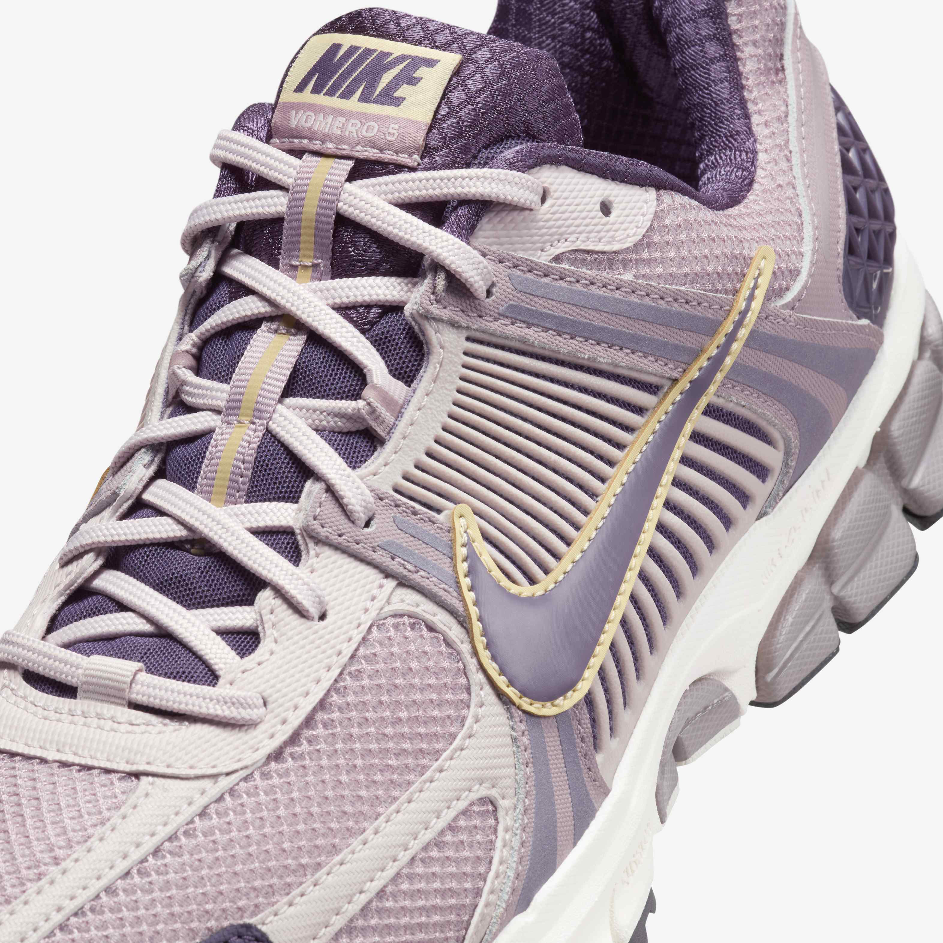 Nike Zoom Vomero 5 image number 6