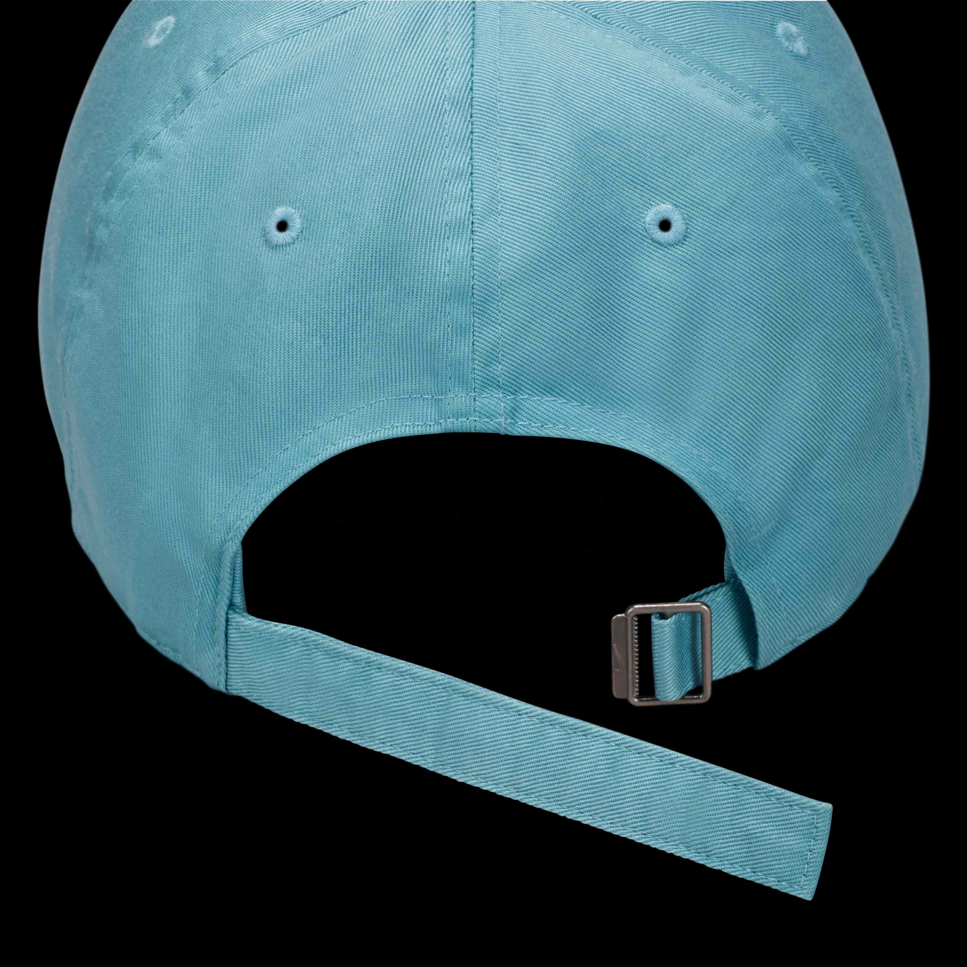 نايكي كلوب image number 4