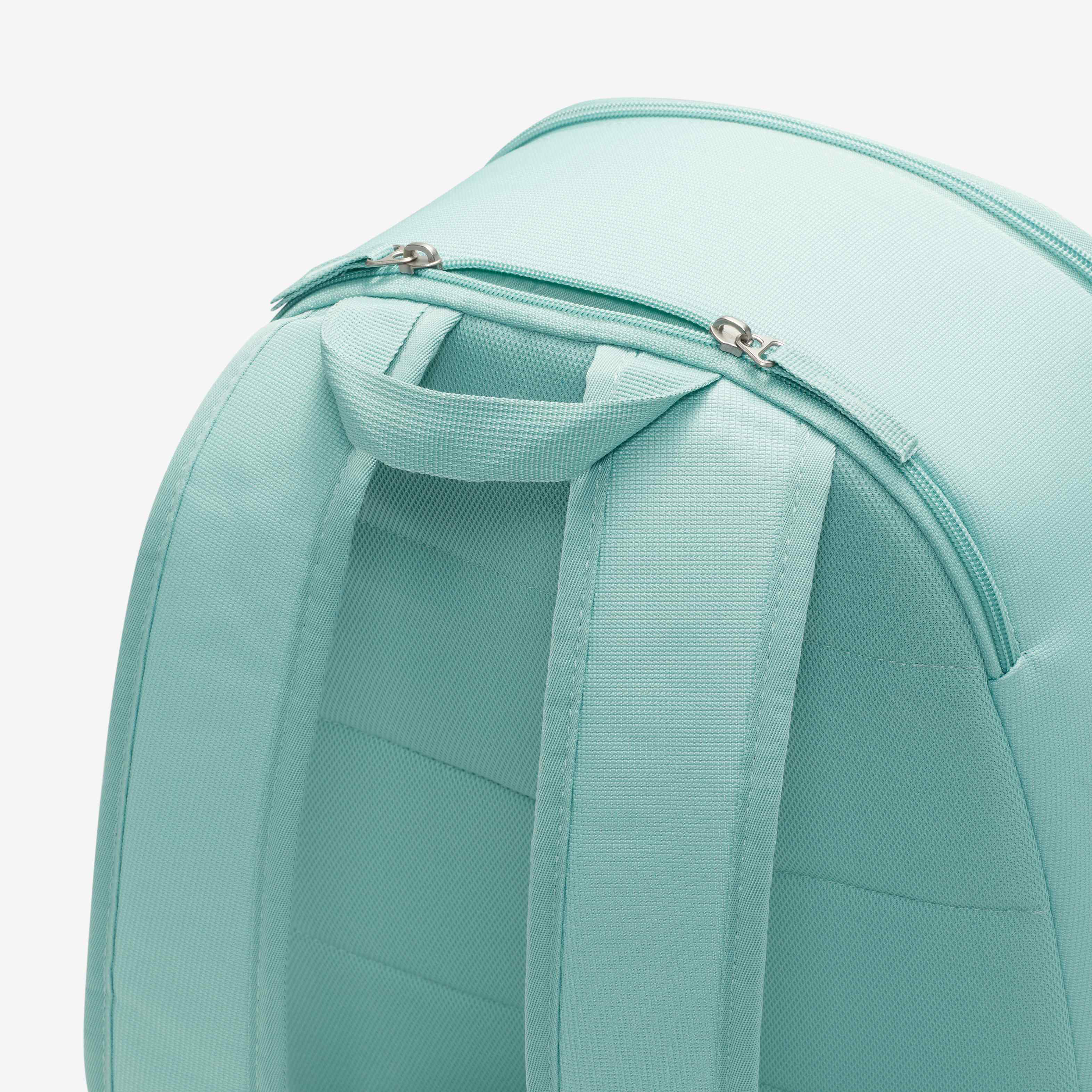 نايكي هيريتج image number 8