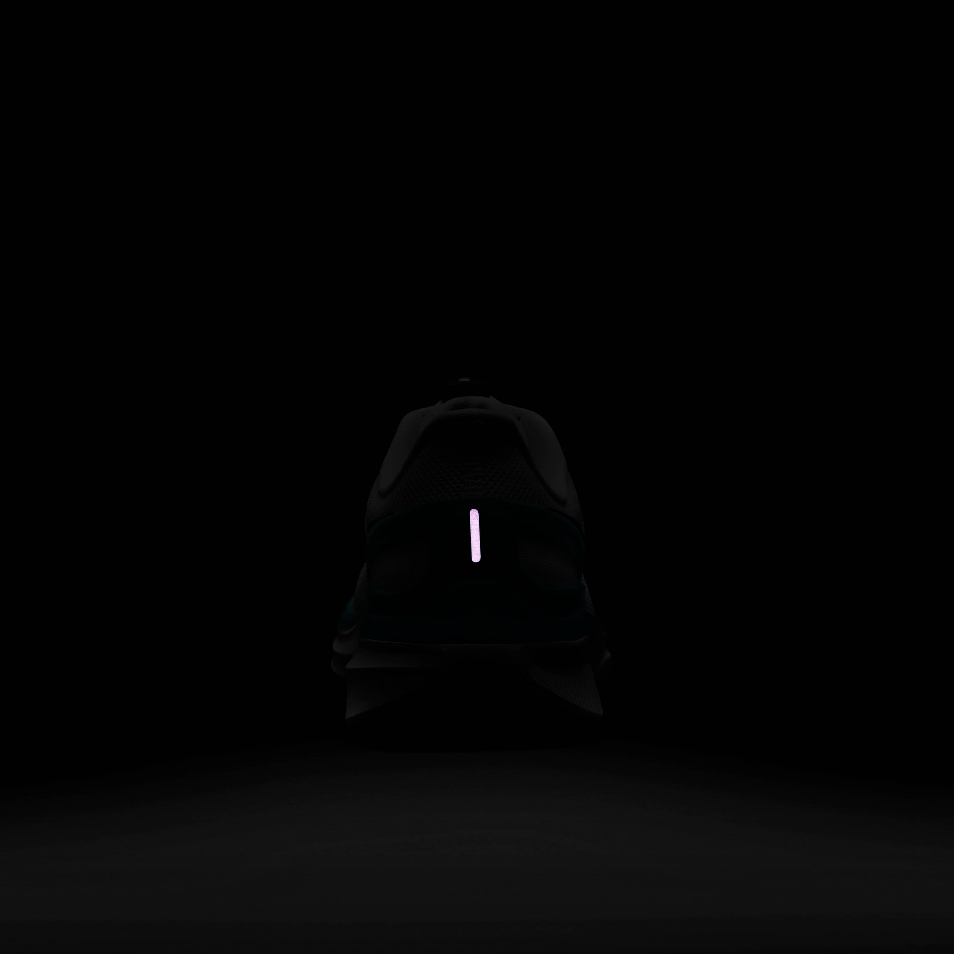 Nike Structure 25 image number 9