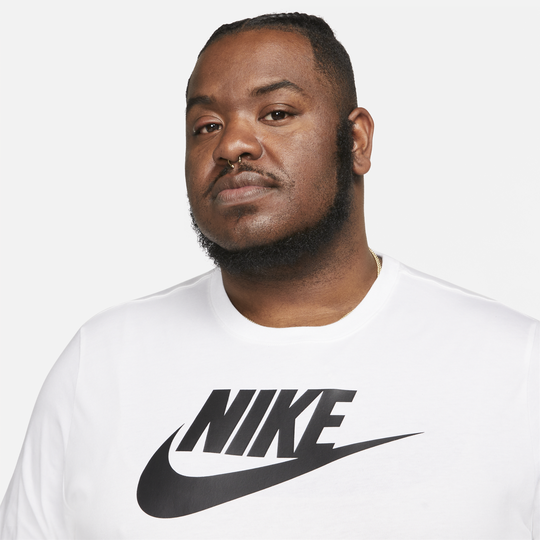 Shop Sportswear Men s Long Sleeve T Shirt Nike UAE