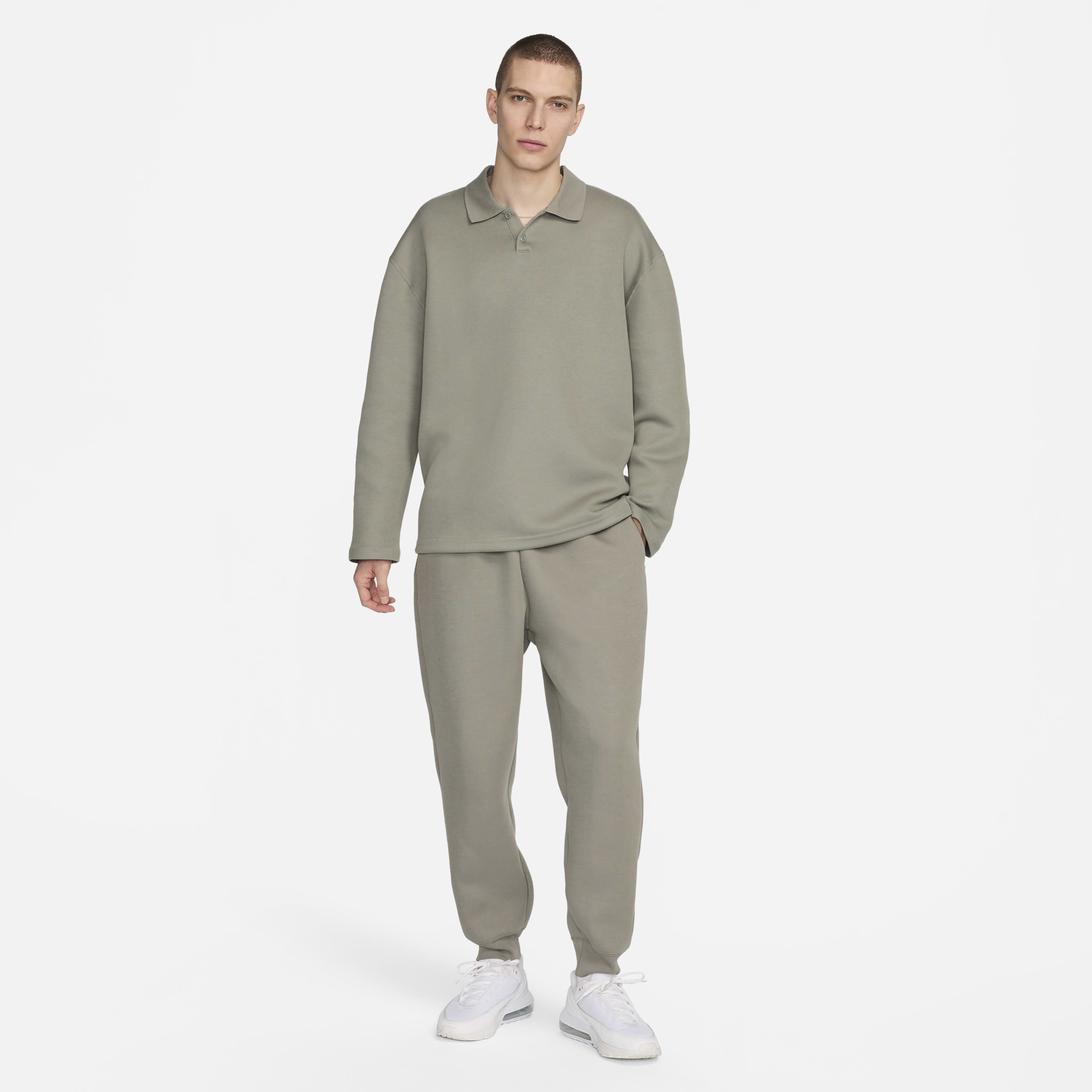 Nike Tech Fleece Re-imagined image number 8