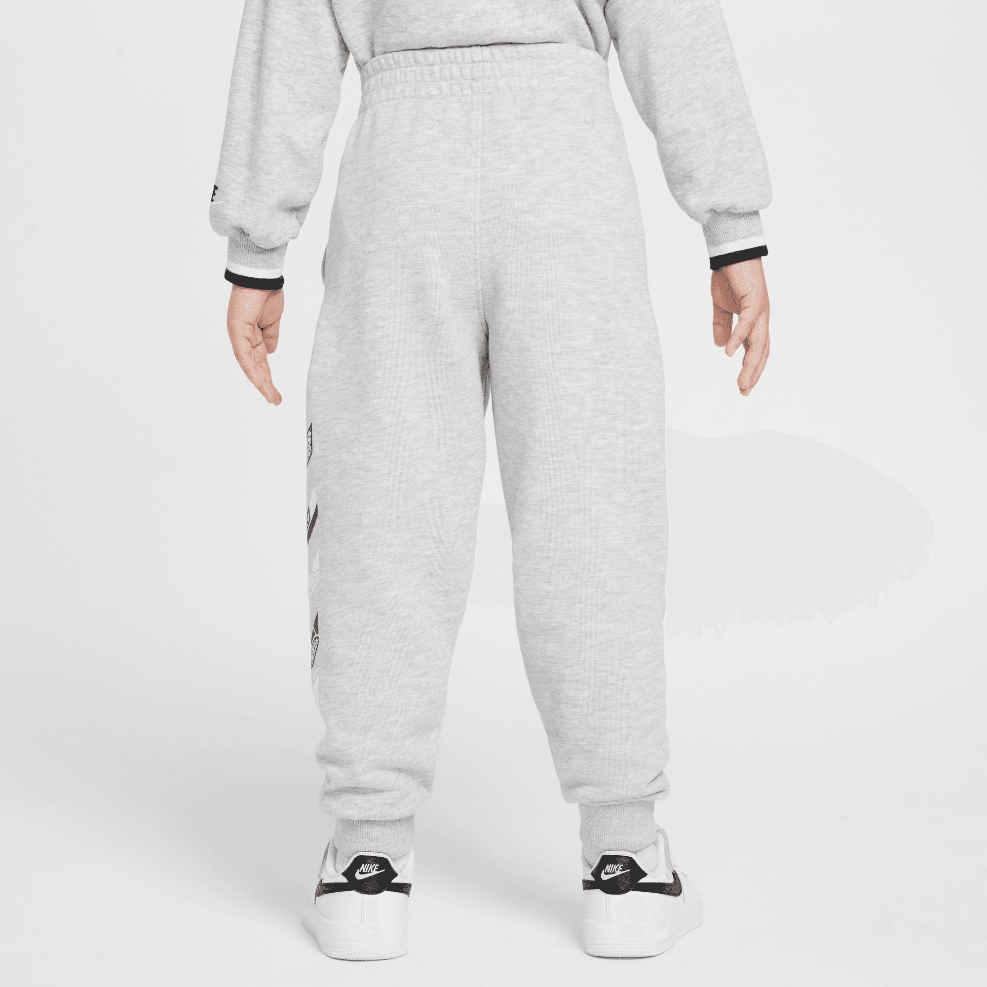 نايكي سبورتوير 'اوتسايد ذا لاينز' image number 1