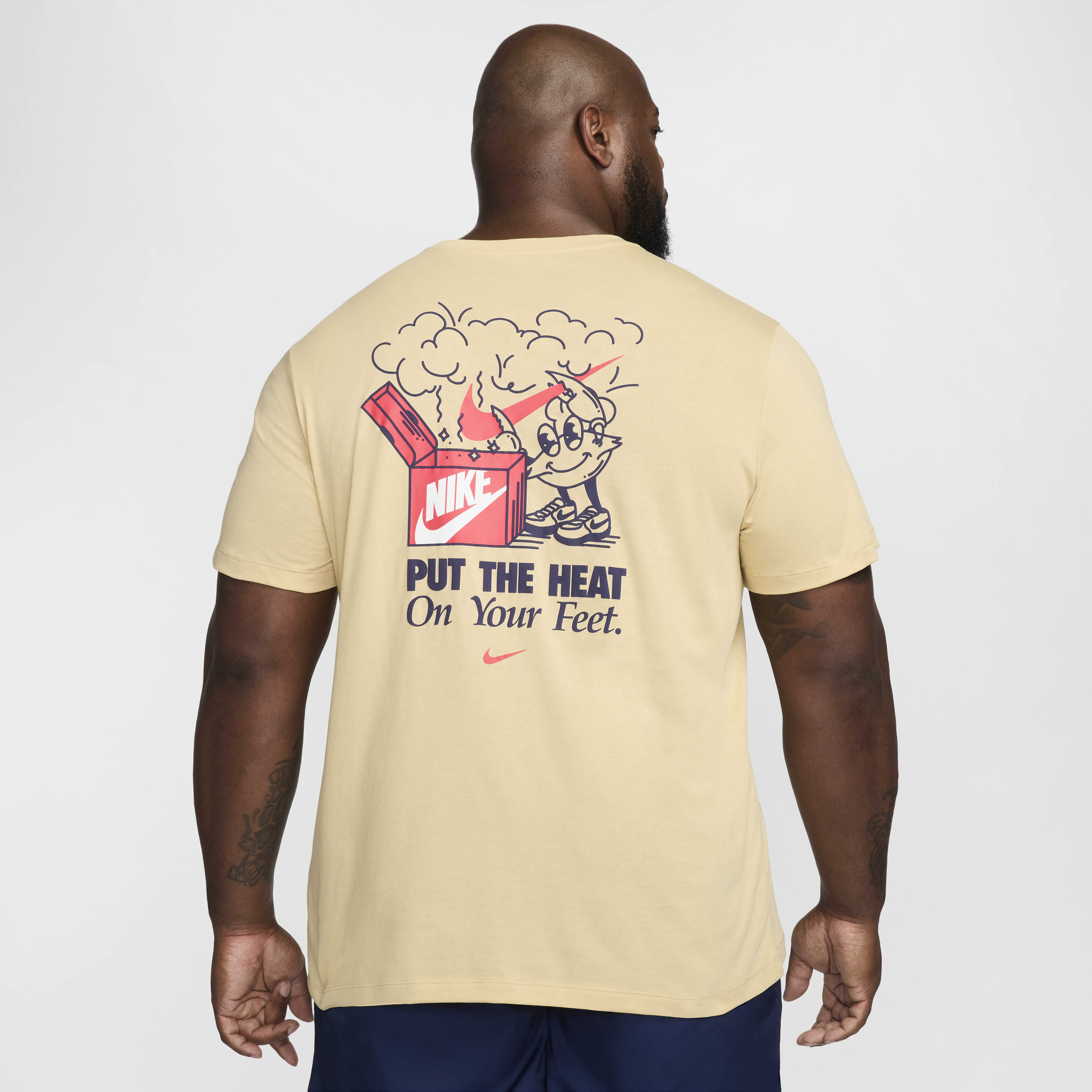★Nike★ Sportswear Men's T-Shirt FV3755-252 Buy Nike Sportswear Men's T-Shirt - Sesame | Nike UAE Official