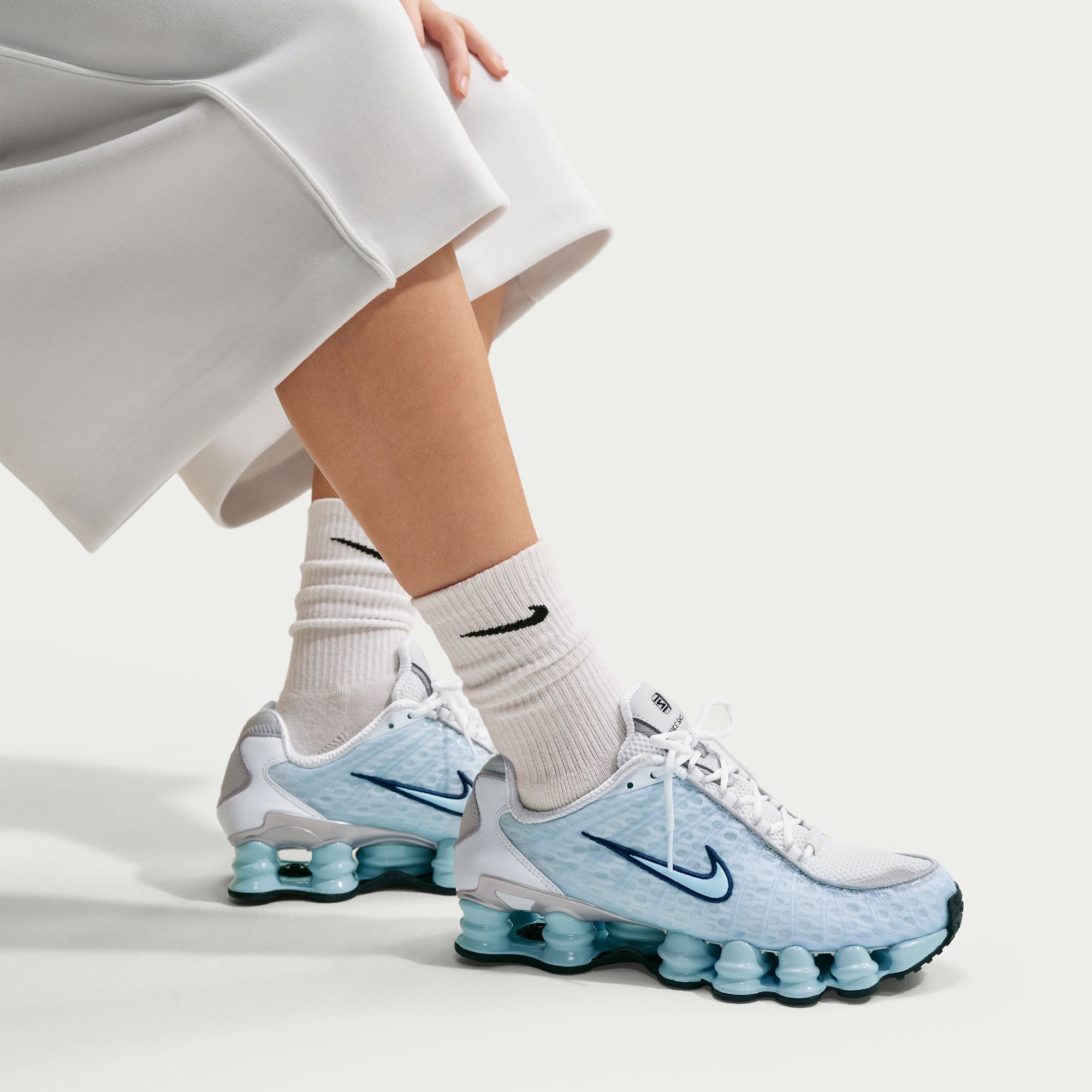 Nike Shox TL image number 10