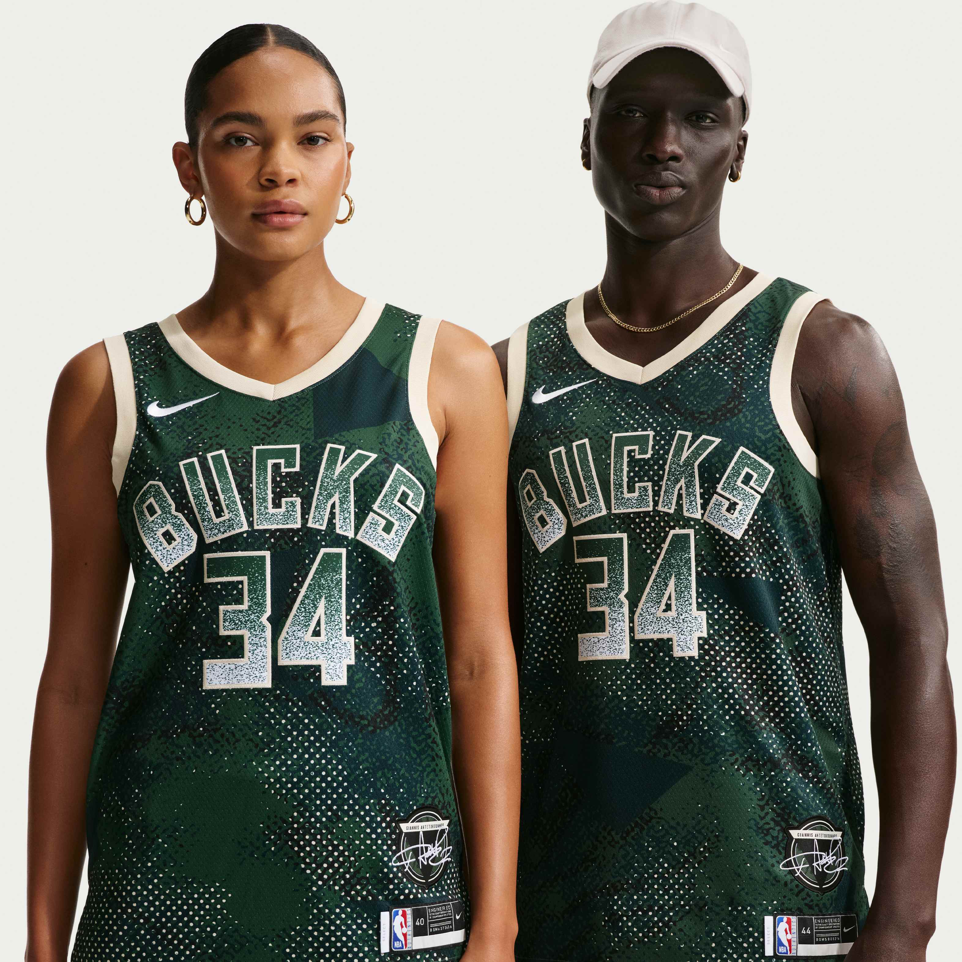 Giannis Antetokounmpo Milwaukee Bucks 2025/26 Select Series image number 0