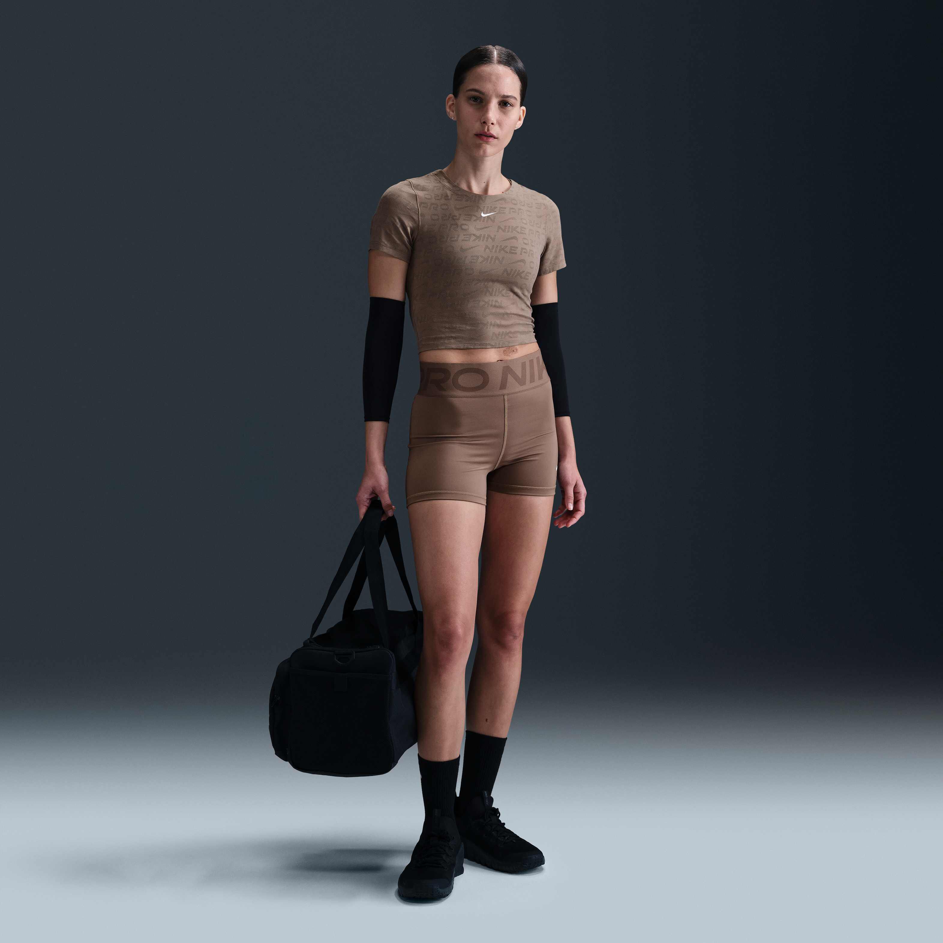 نايكي برو image number 3