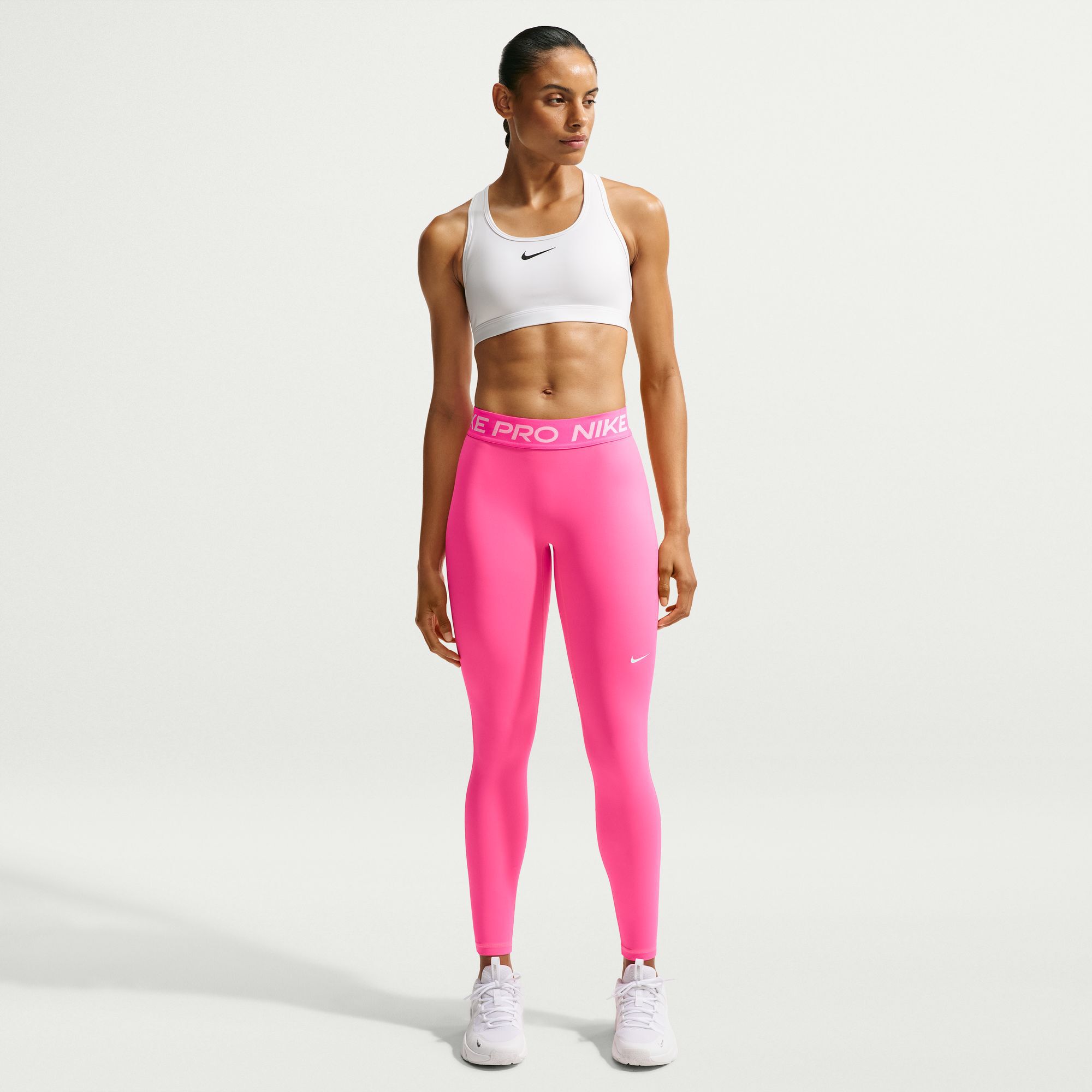 Nike Pro image number 0