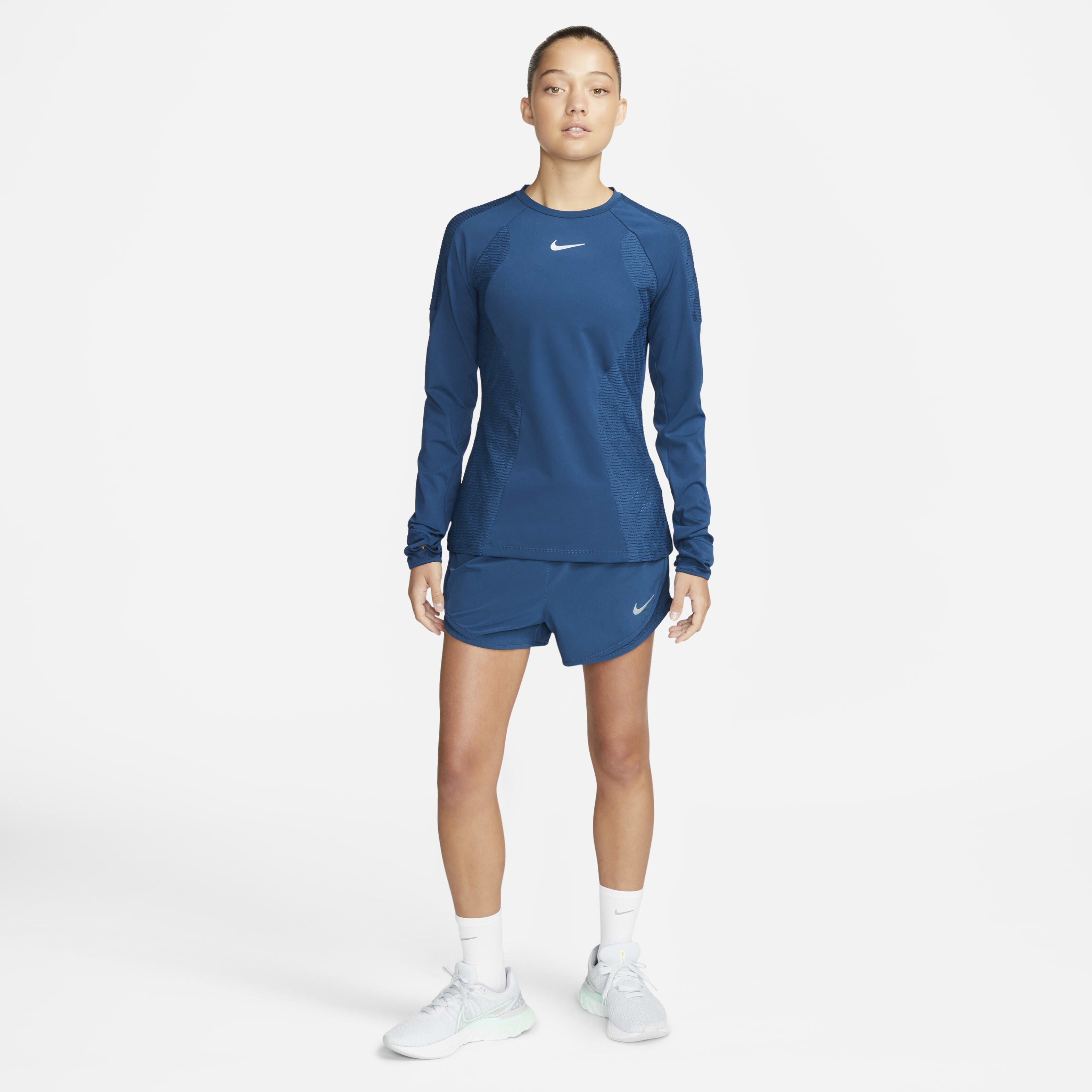 Nike Dri-FIT Run Division Tempo Luxe image number 5