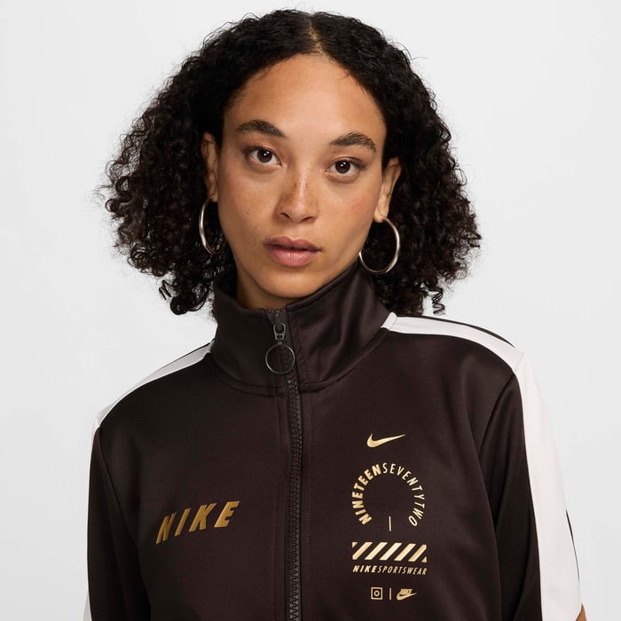 نايكي سبورتسوير image number 2 نايكي سبورتسوير image number 2