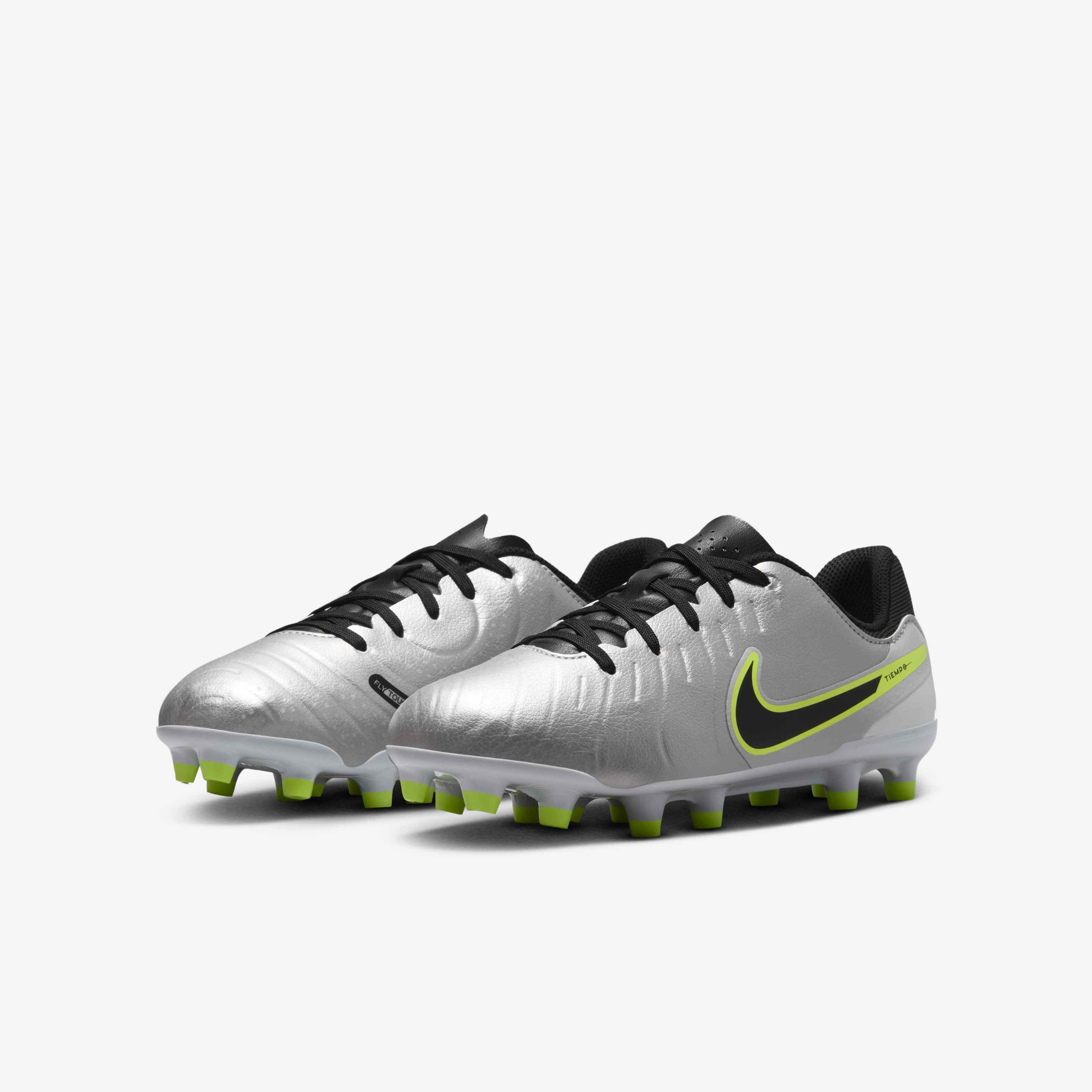 Nike Jr. Tiempo Legend 10 Academy image number 4