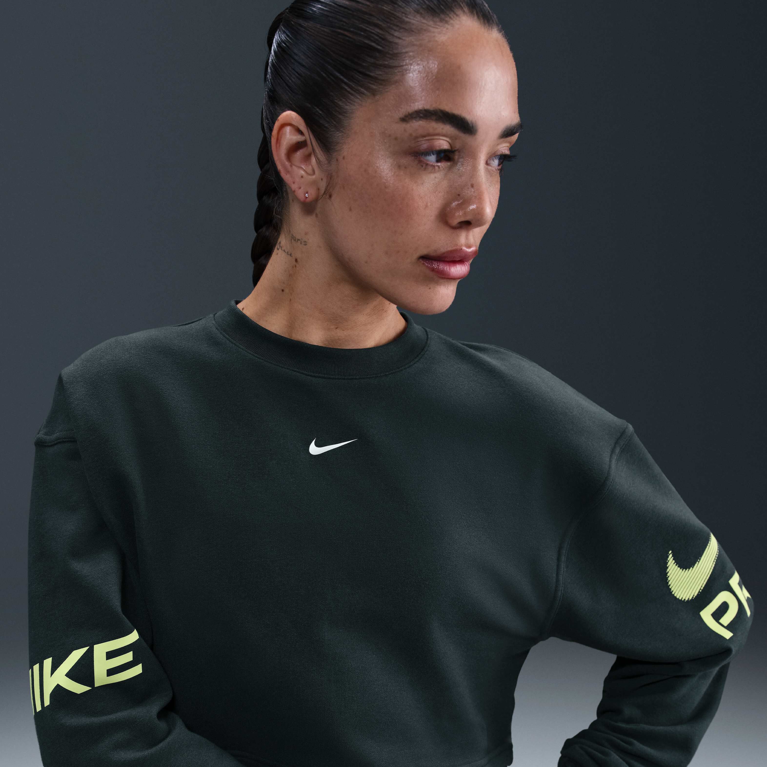 Nike Pro image number 0