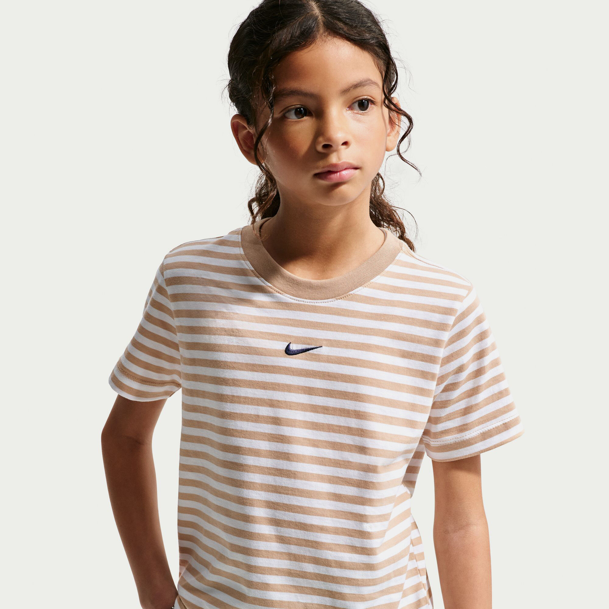 Nike Sportswear image number 2