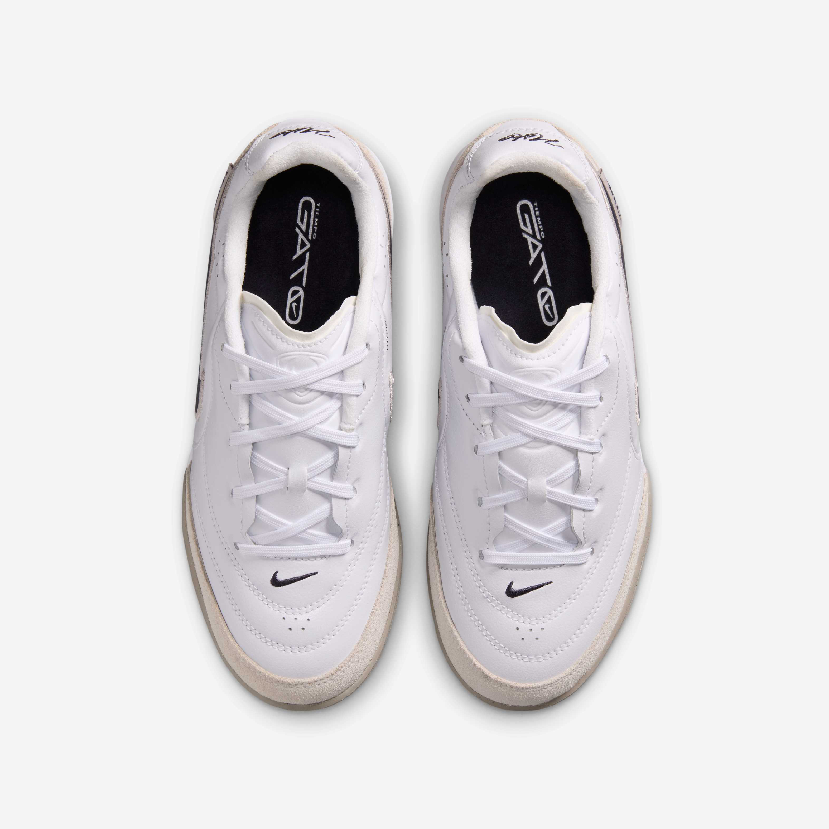 Nike Jr. Tiempo Streetgato image number 3