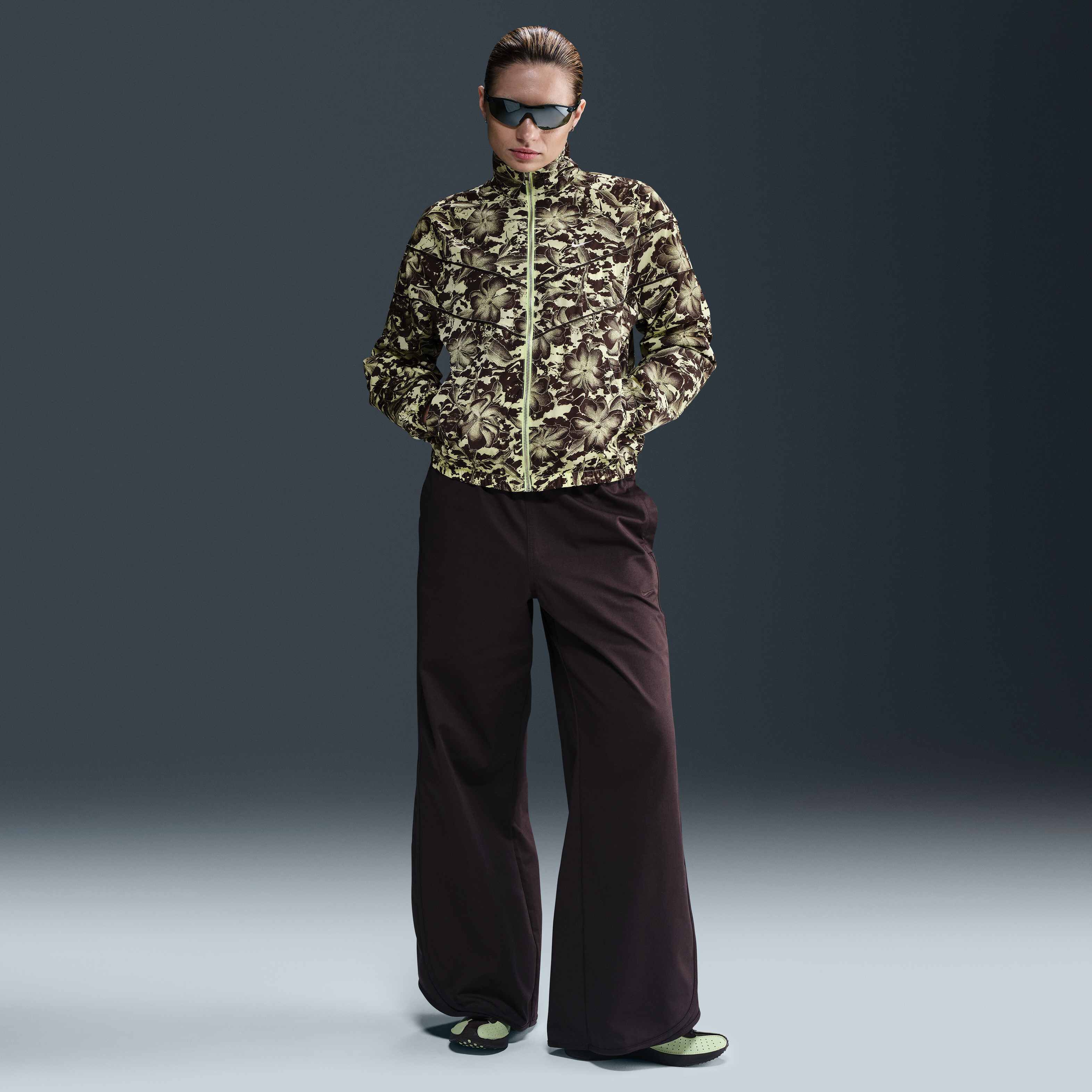 نايكي سبورتسوير ويندرانر image number 3