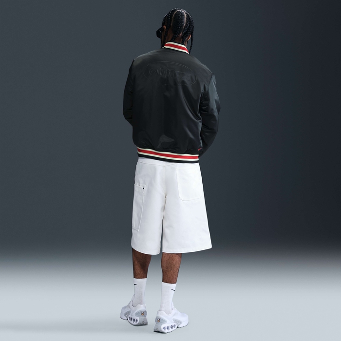 Liverpool F.C. Authentics Special Edition image number 4 Liverpool F.C. Authentics Special Edition image number 4