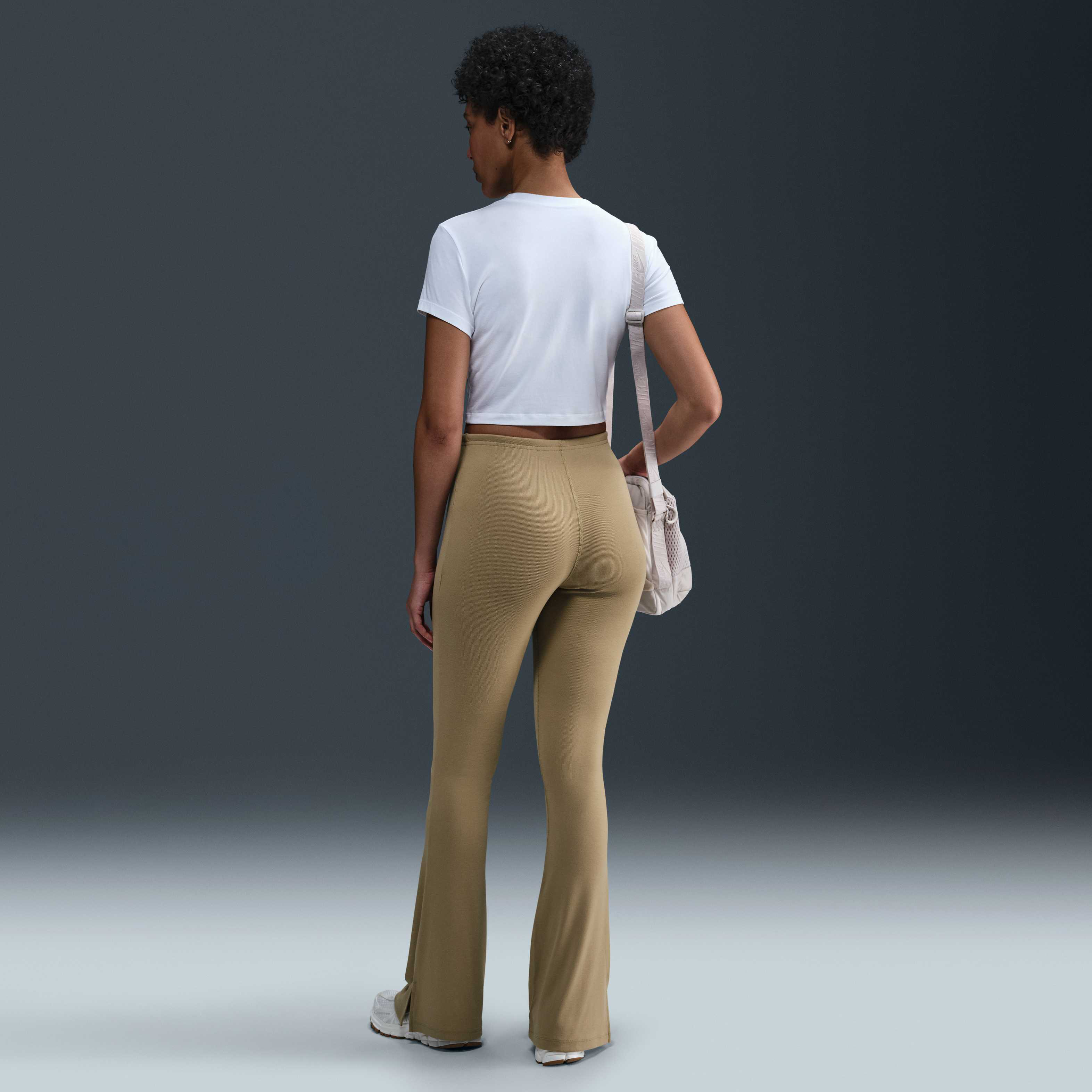 نايكي سبورتسوير تشيل نت image number 3